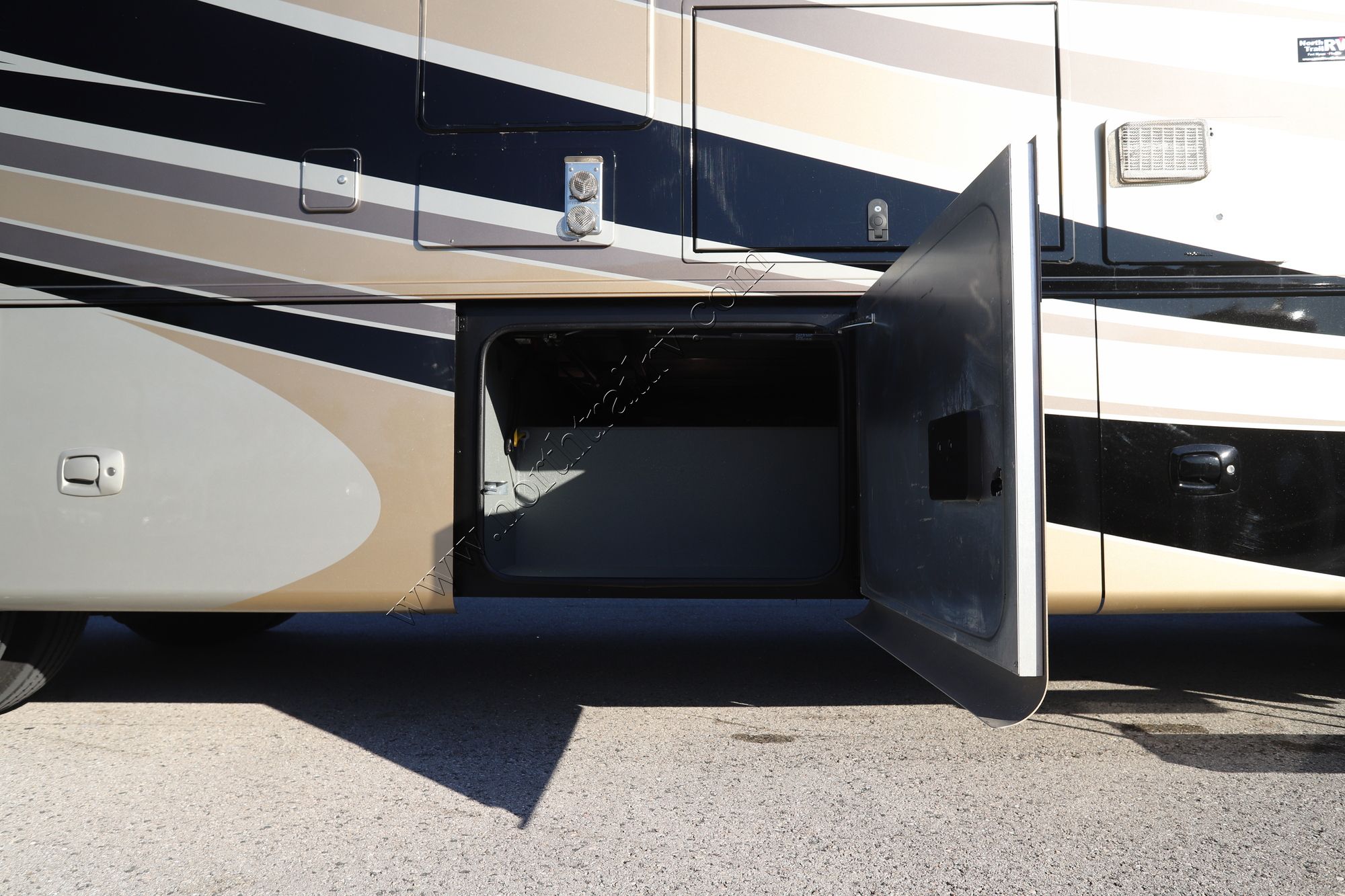 Used 2019 Tiffin Motor Homes Allegro 32SA Class A  For Sale
