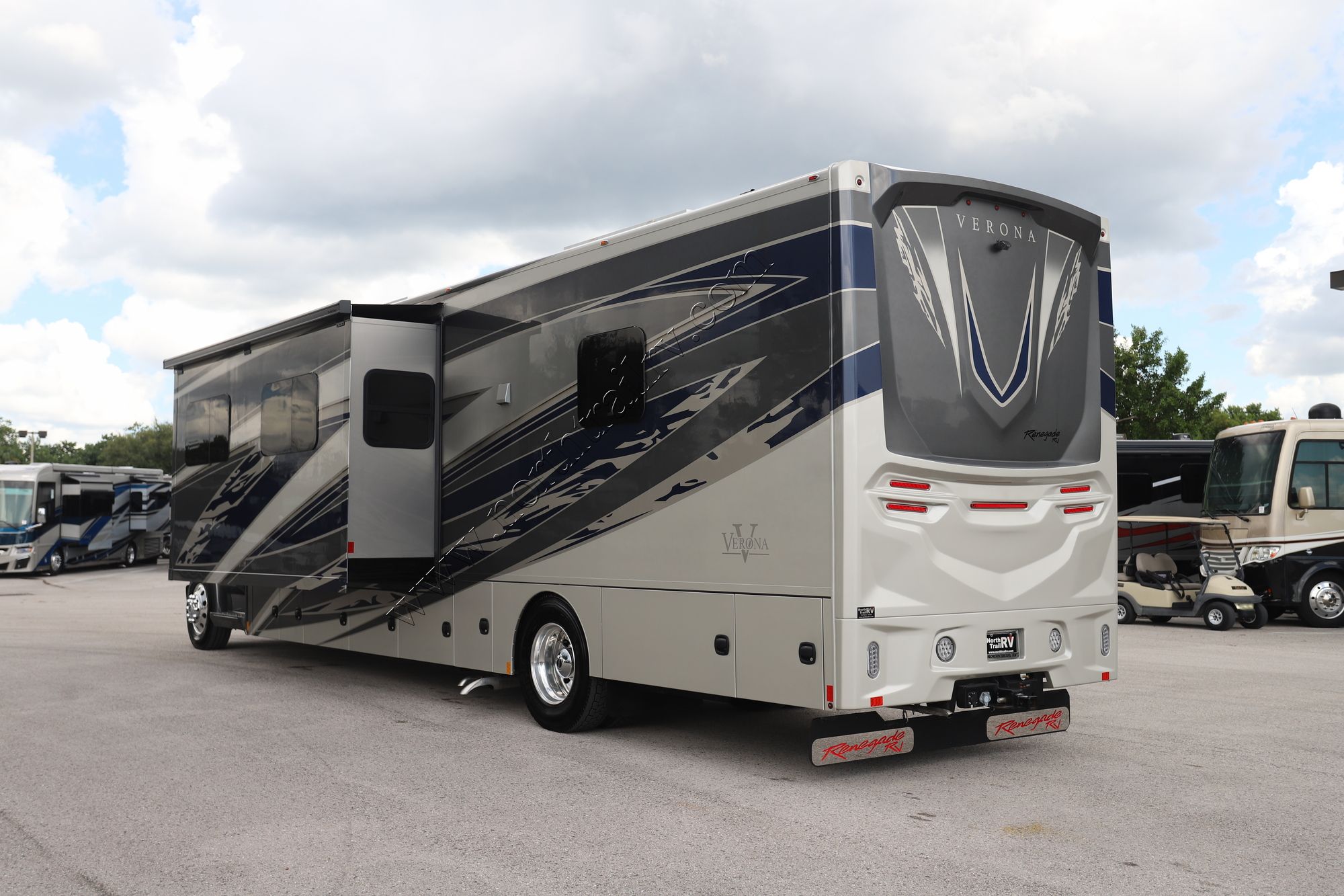 Used 2024 Renegade Rv Verona 40VRB Super C  For Sale