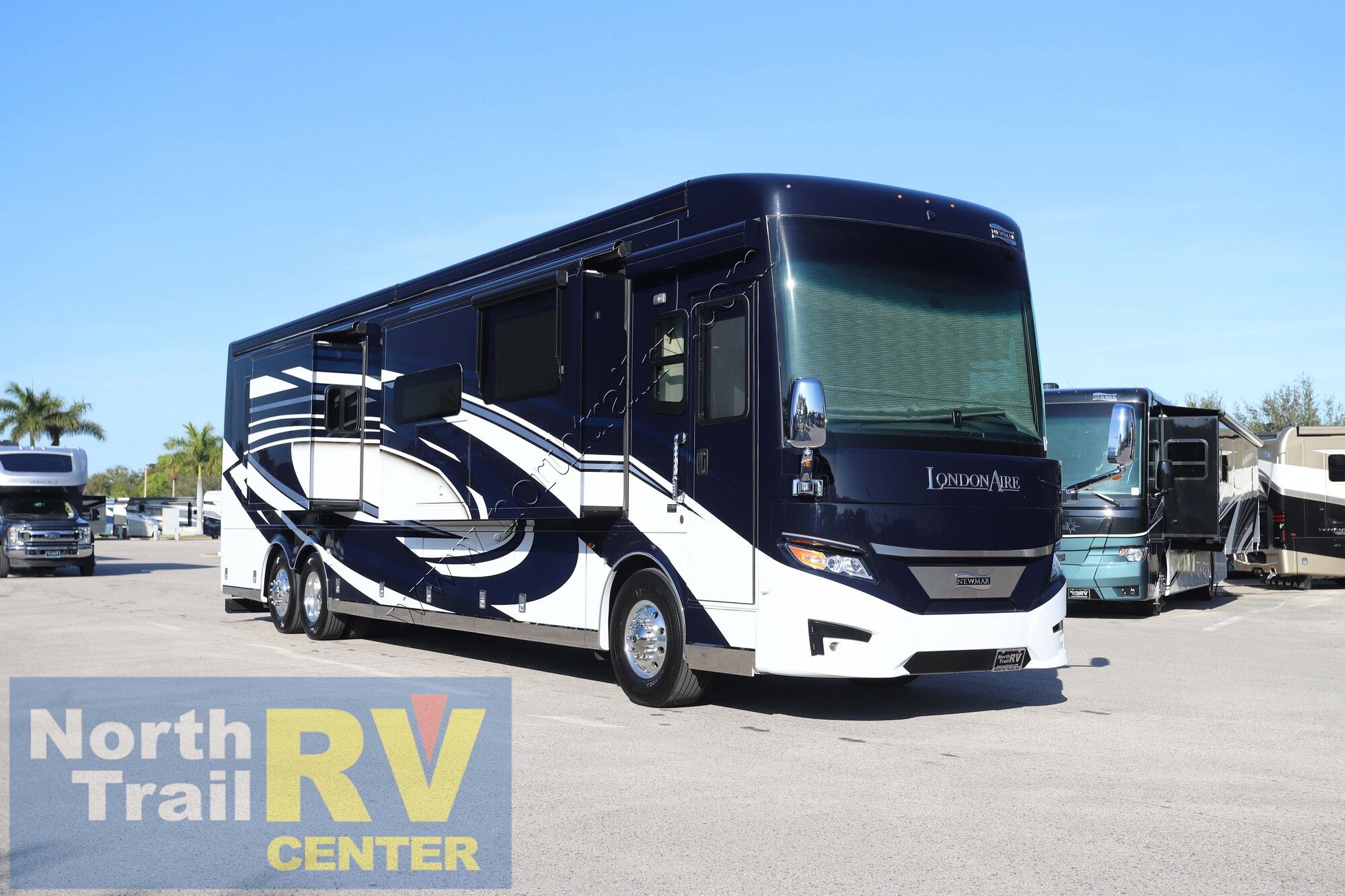 Used 2023 Newmar London Aire 4551 Class A  For Sale