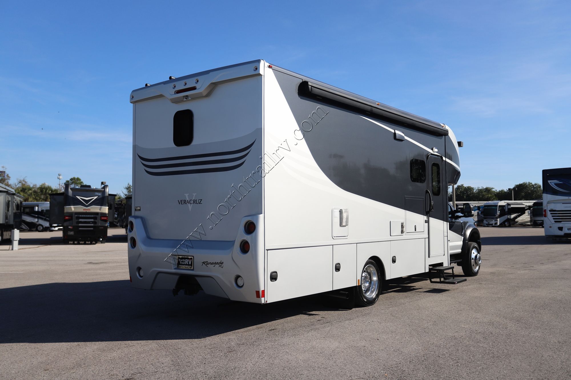 Used 2022 Renegade Rv Veracruz 30VRM Super C  For Sale