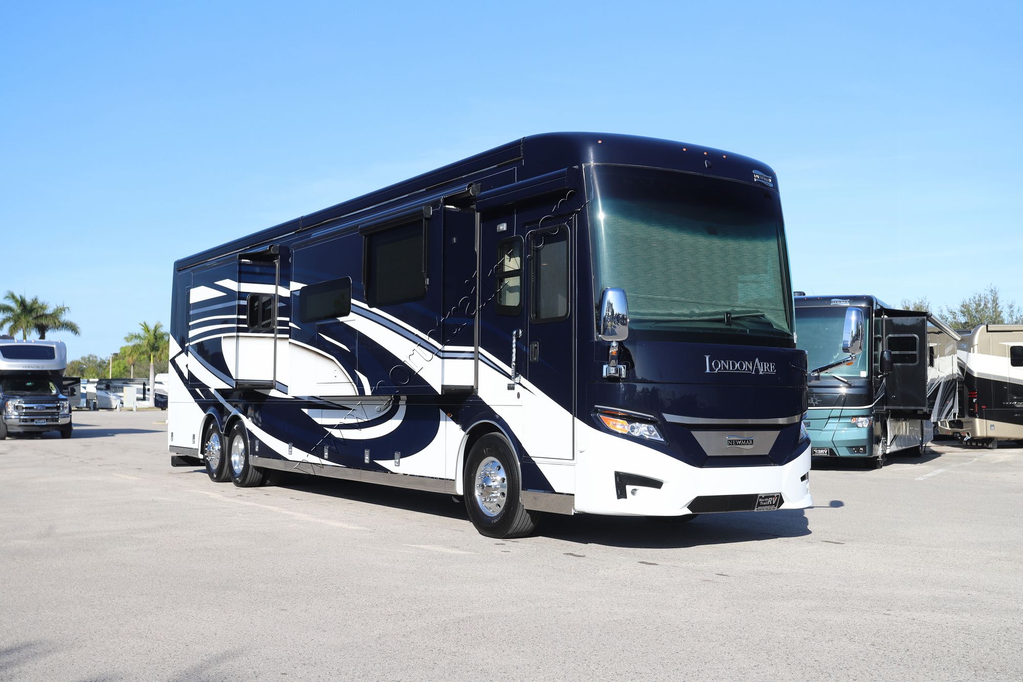 Used 2023 Newmar London Aire 4551 Class A  For Sale