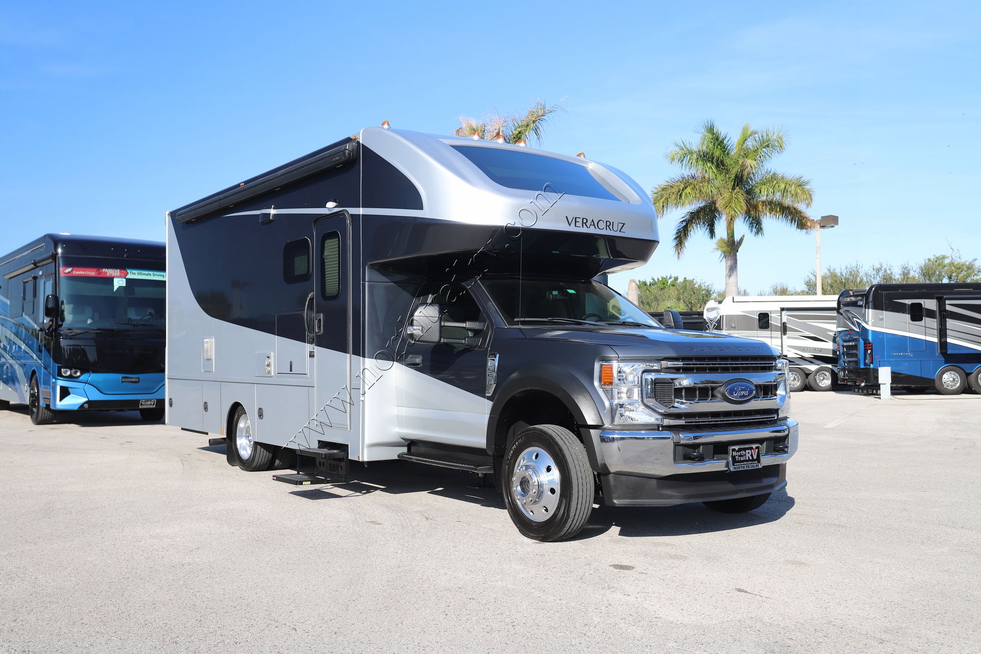 Used 2022 Renegade Rv Veracruz 30VRM Super C  For Sale