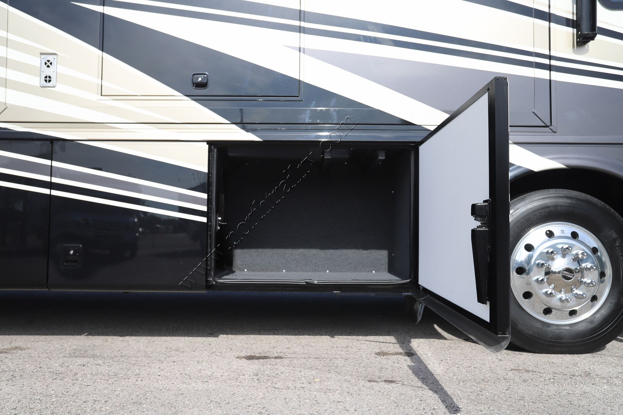 New 2025 Newmar Northern Star 3709 Class A  For Sale