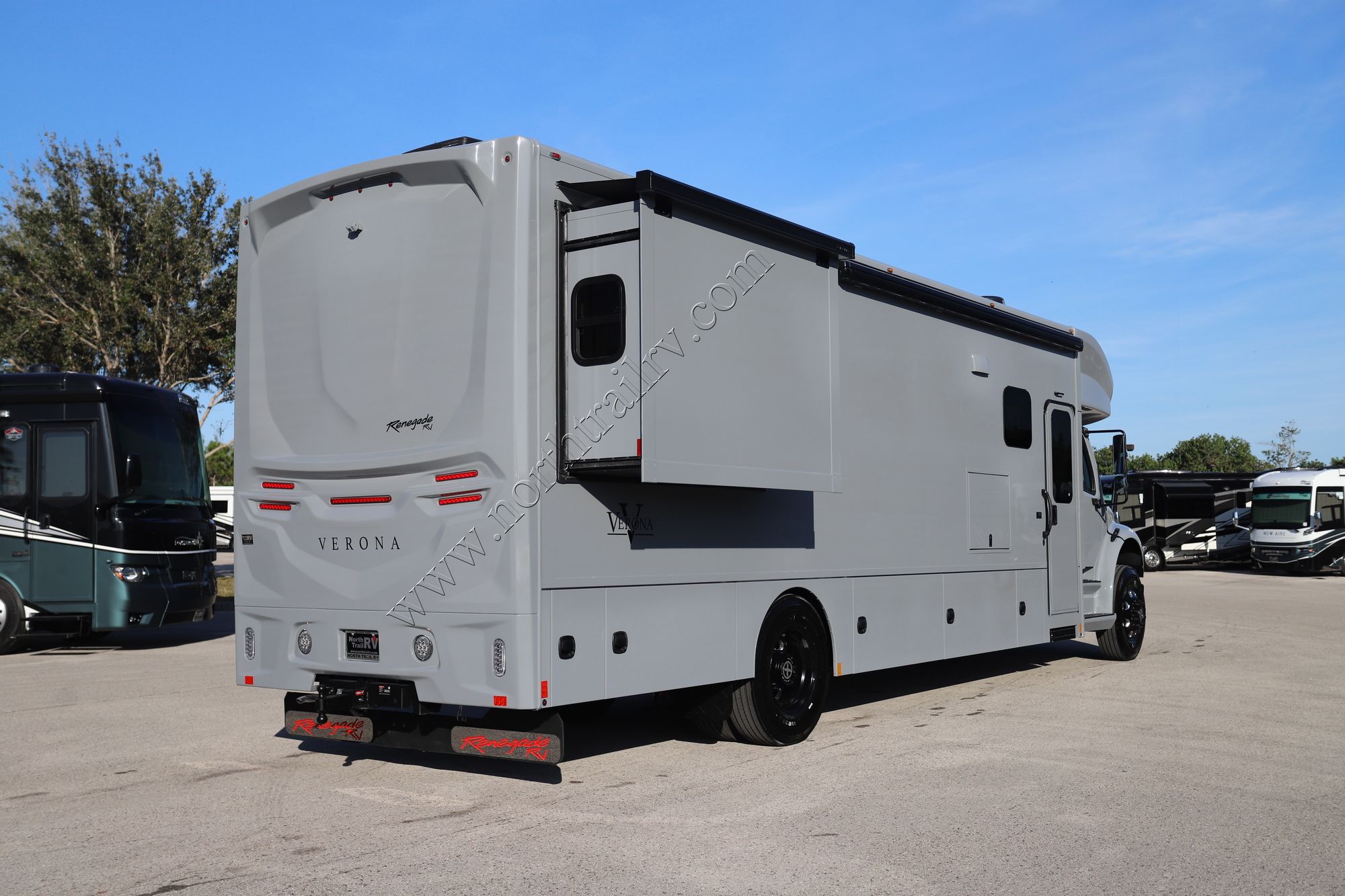 New 2025 Renegade Rv Verona 36VSB Super C  For Sale