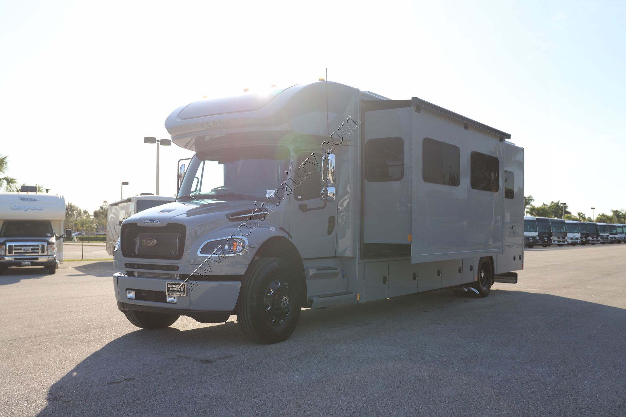 New 2025 Renegade Rv Verona 36VSB Super C  For Sale