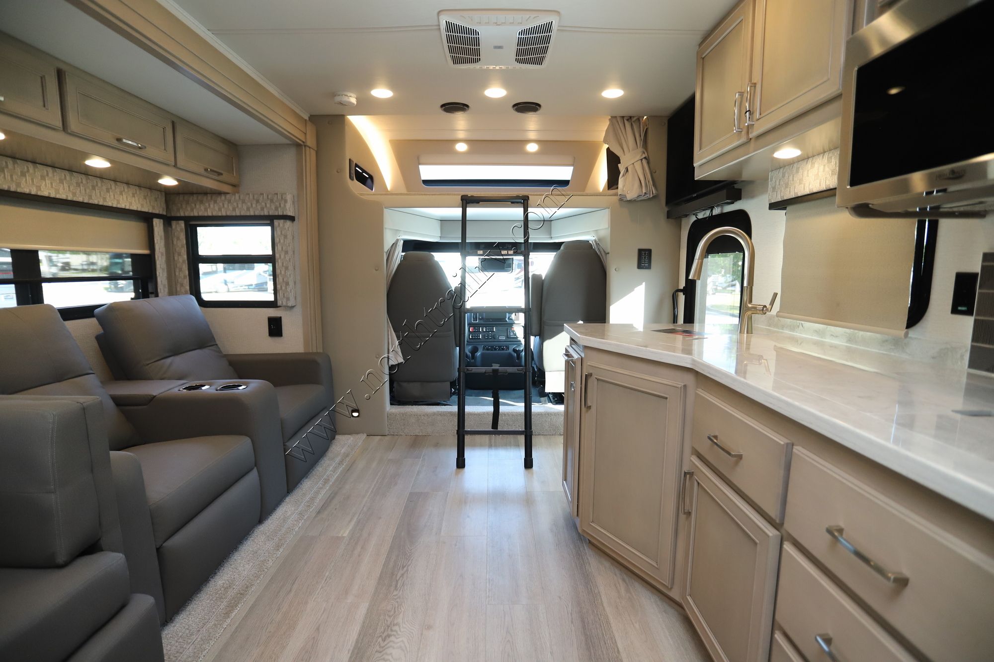 New 2025 Renegade Rv Verona 36VSB Super C  For Sale