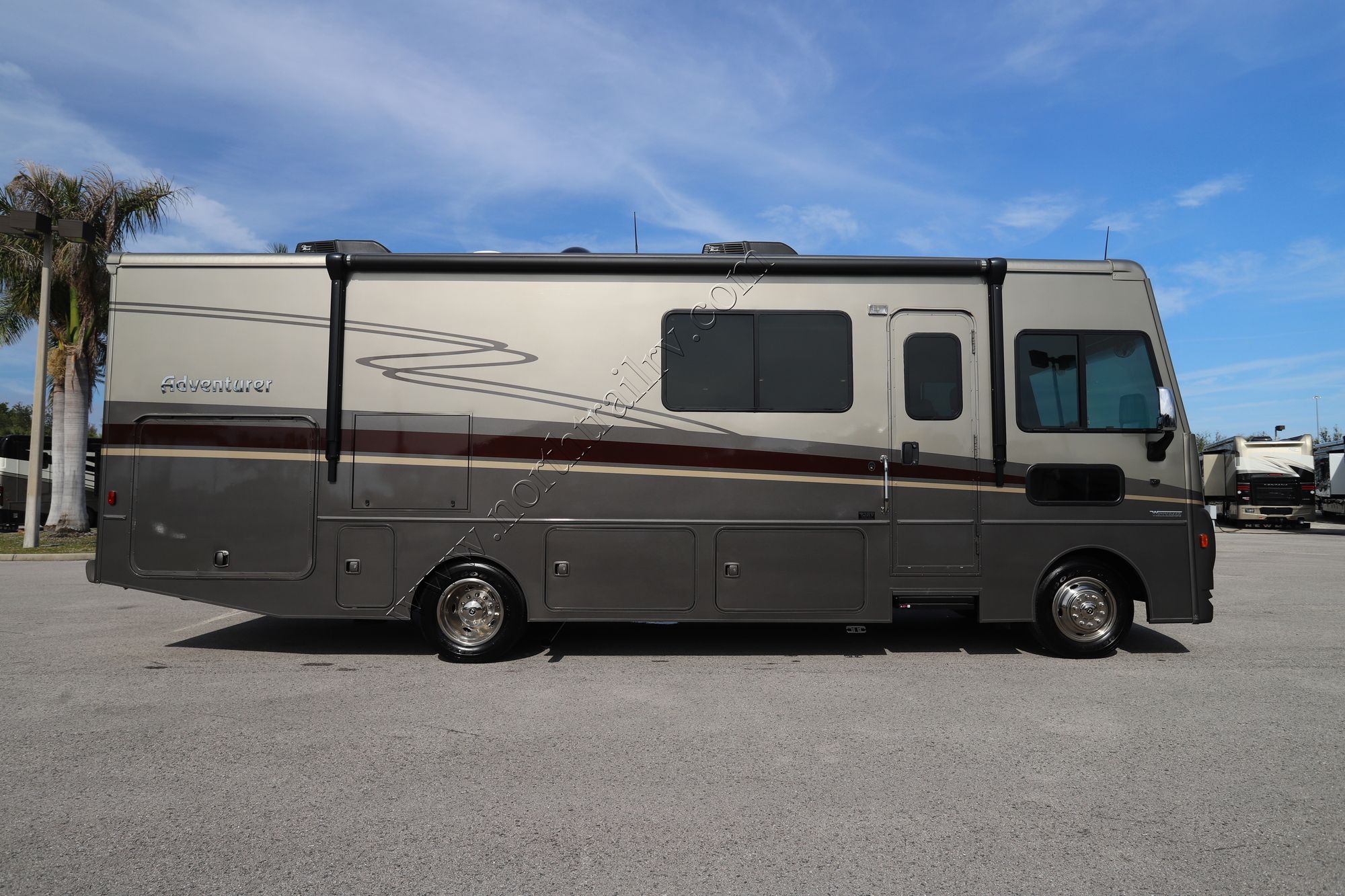 Used 2022 Winnebago Adventurer 29B Class A  For Sale