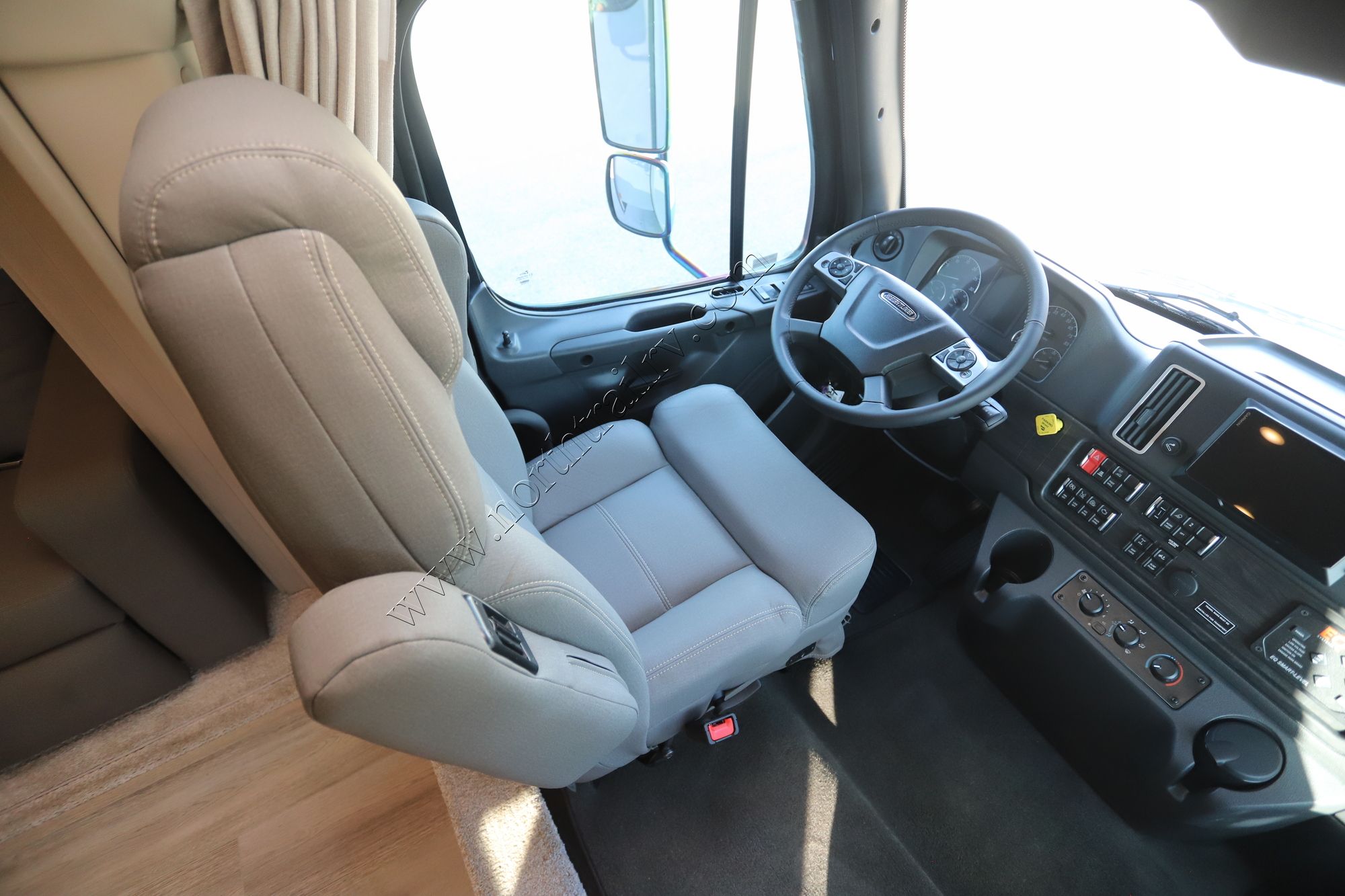 New 2025 Renegade Rv Verona 36VSB Super C  For Sale