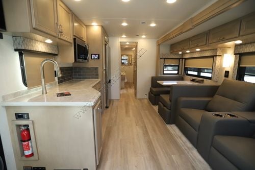 2025 Renegade Rv Verona 36VSB Super C