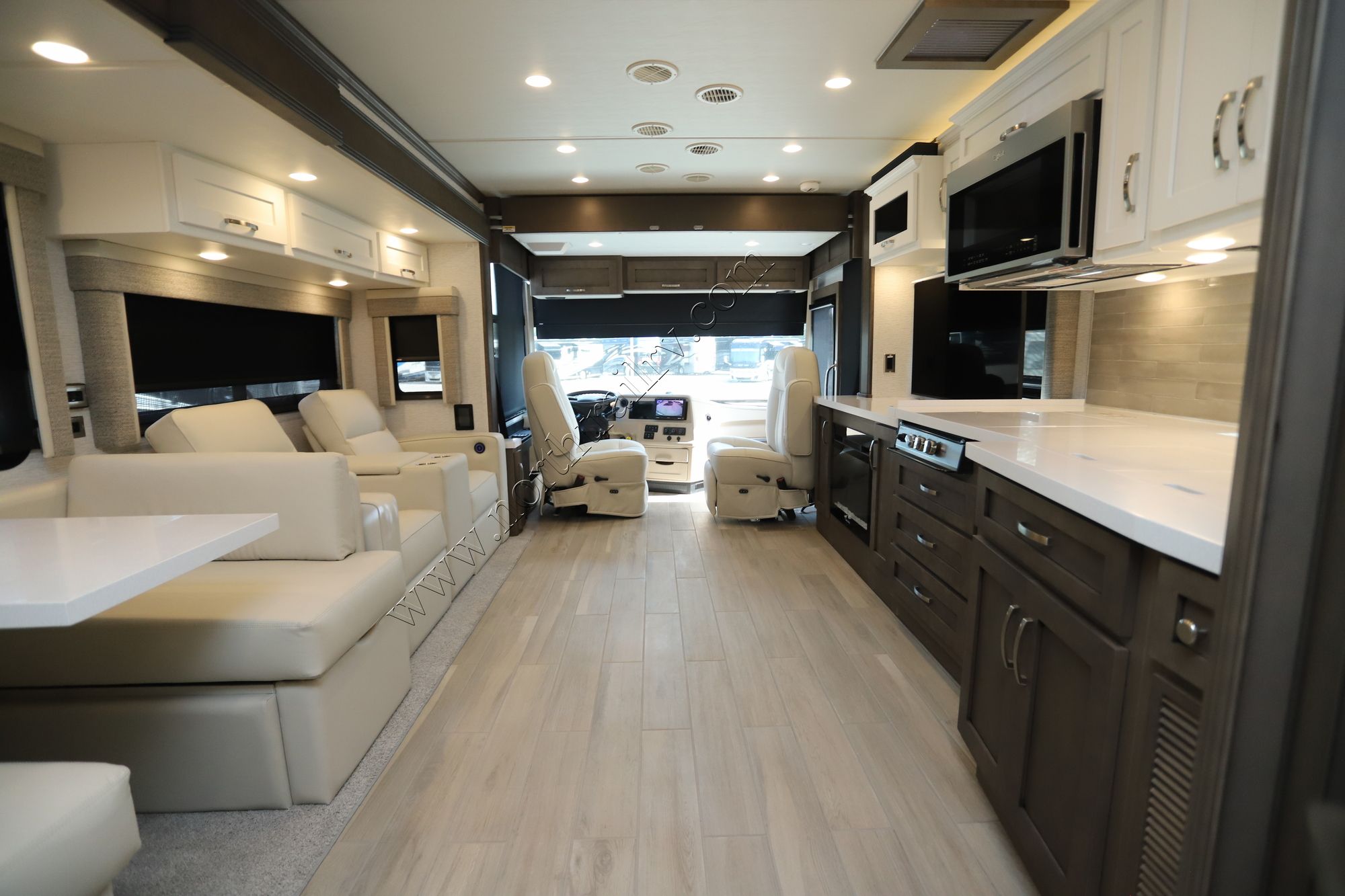 New 2025 Newmar Northern Star 3709 Class A  For Sale