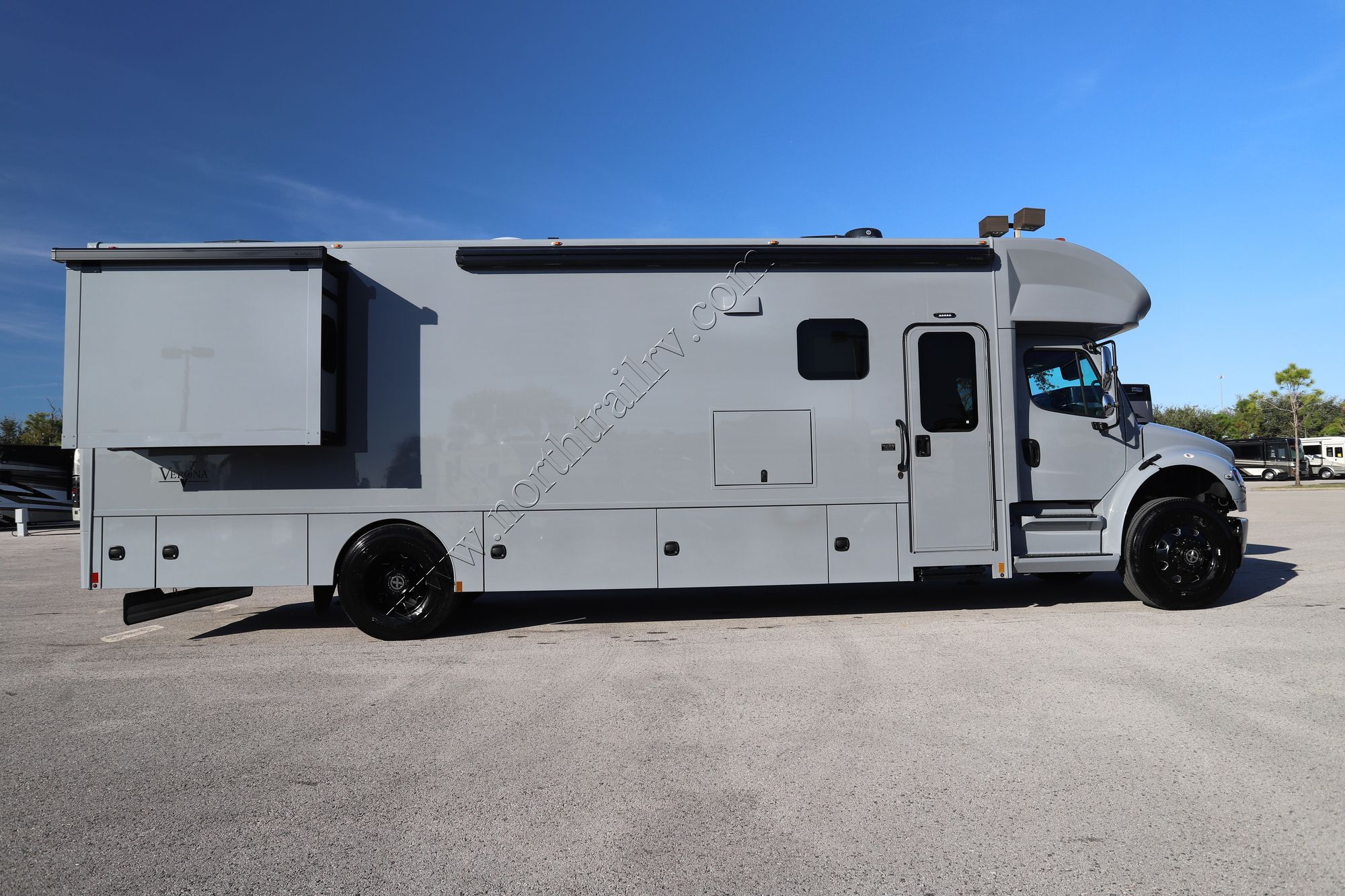 New 2025 Renegade Rv Verona 36VSB Super C  For Sale