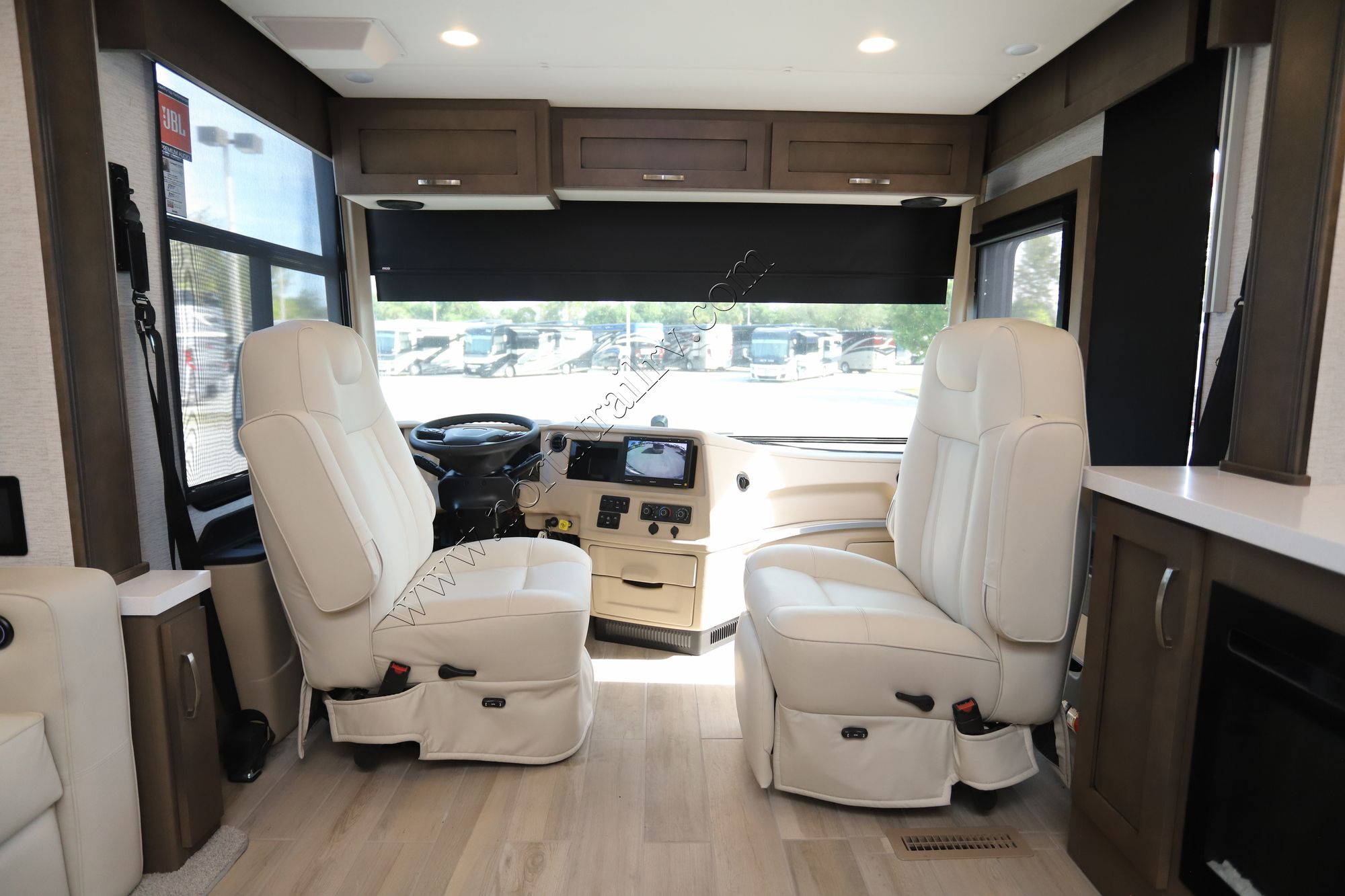 New 2025 Newmar Northern Star 3709 Class A  For Sale