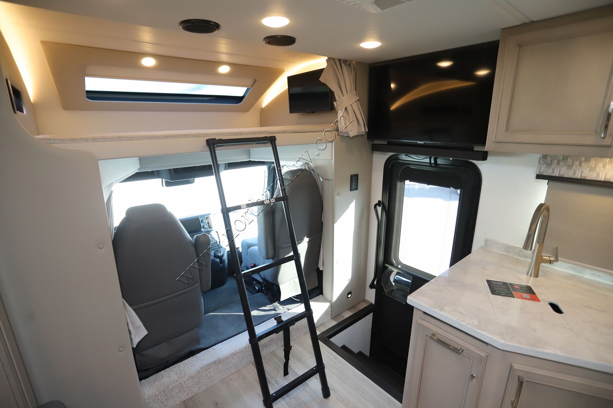 New 2025 Renegade Rv Verona 36VSB Super C  For Sale