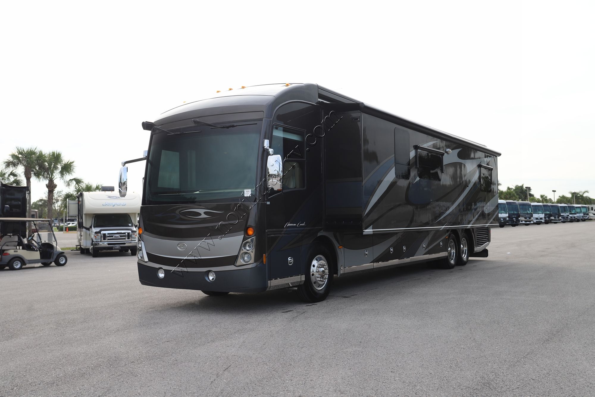 Used 2014 American Coach Tradition 42G Class A  For Sale