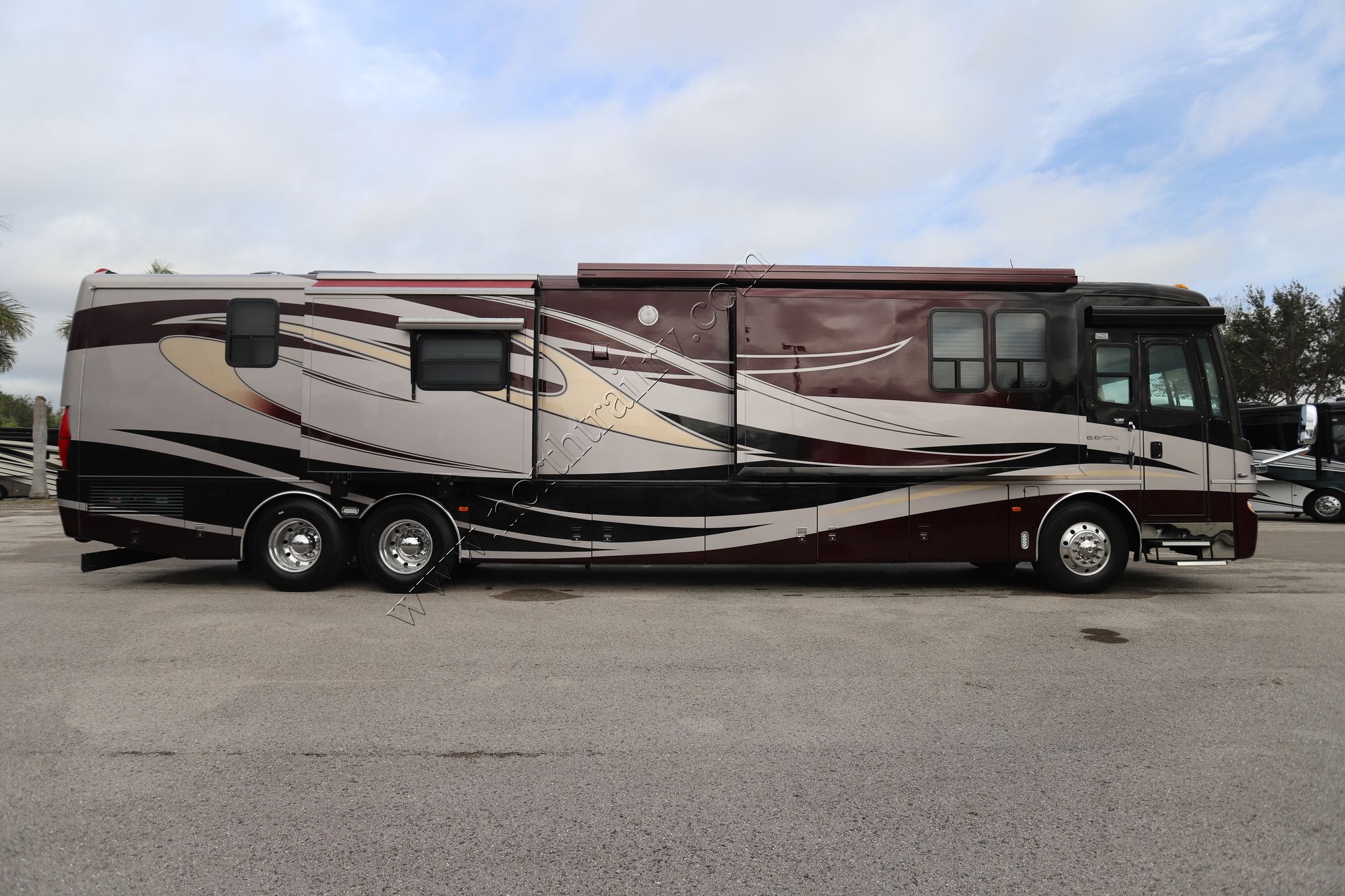 Used 2006 Newmar Essex 4508 Class A  For Sale