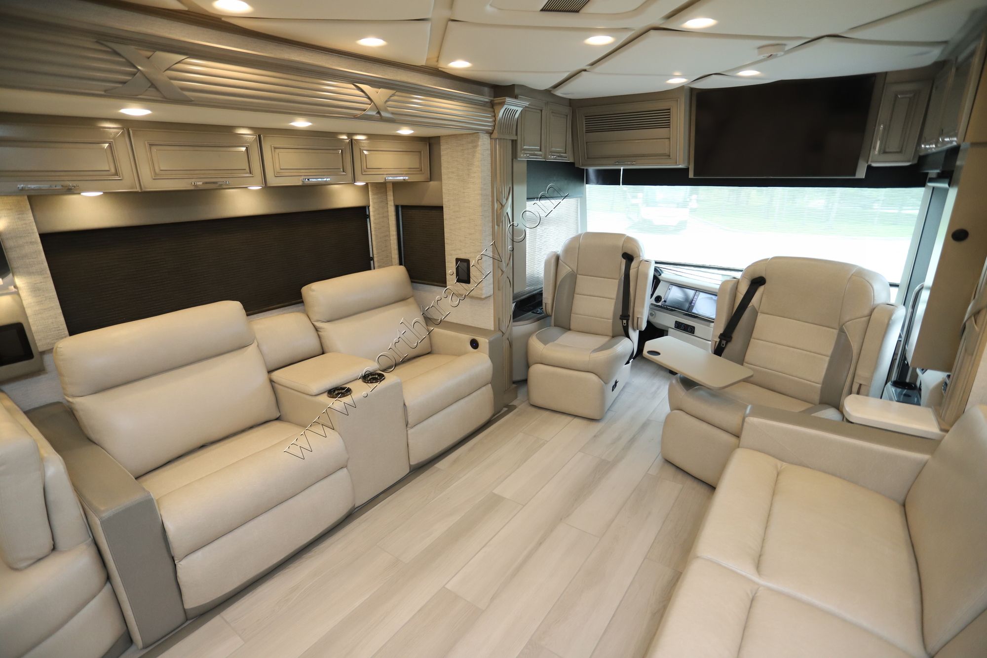 New 2024 Newmar Mountain Aire 4551 Class A  For Sale