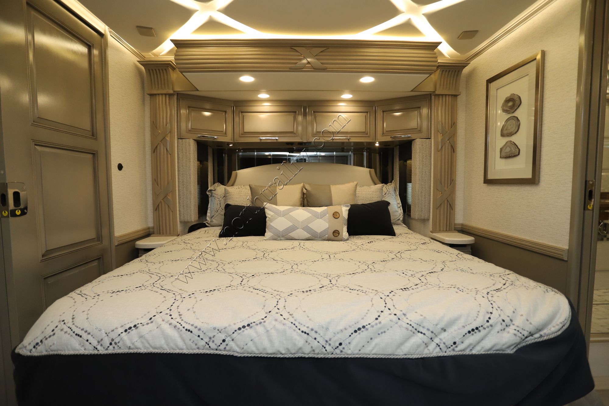 New 2024 Newmar Mountain Aire 4551 Class A  For Sale