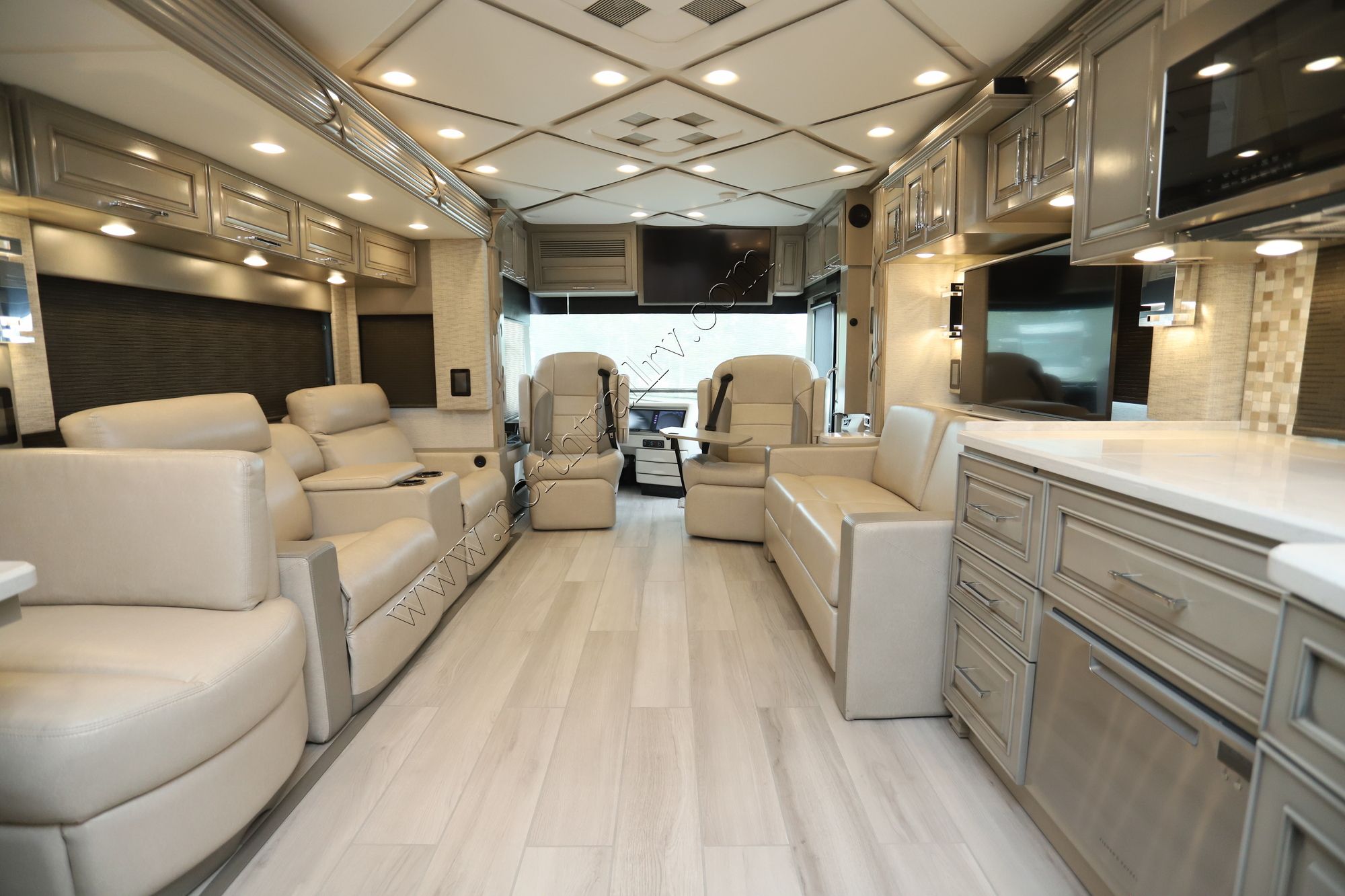 New 2024 Newmar Mountain Aire 4551 Class A  For Sale