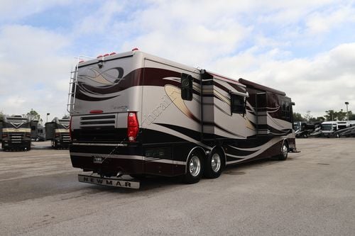 2006 Newmar Essex 4508