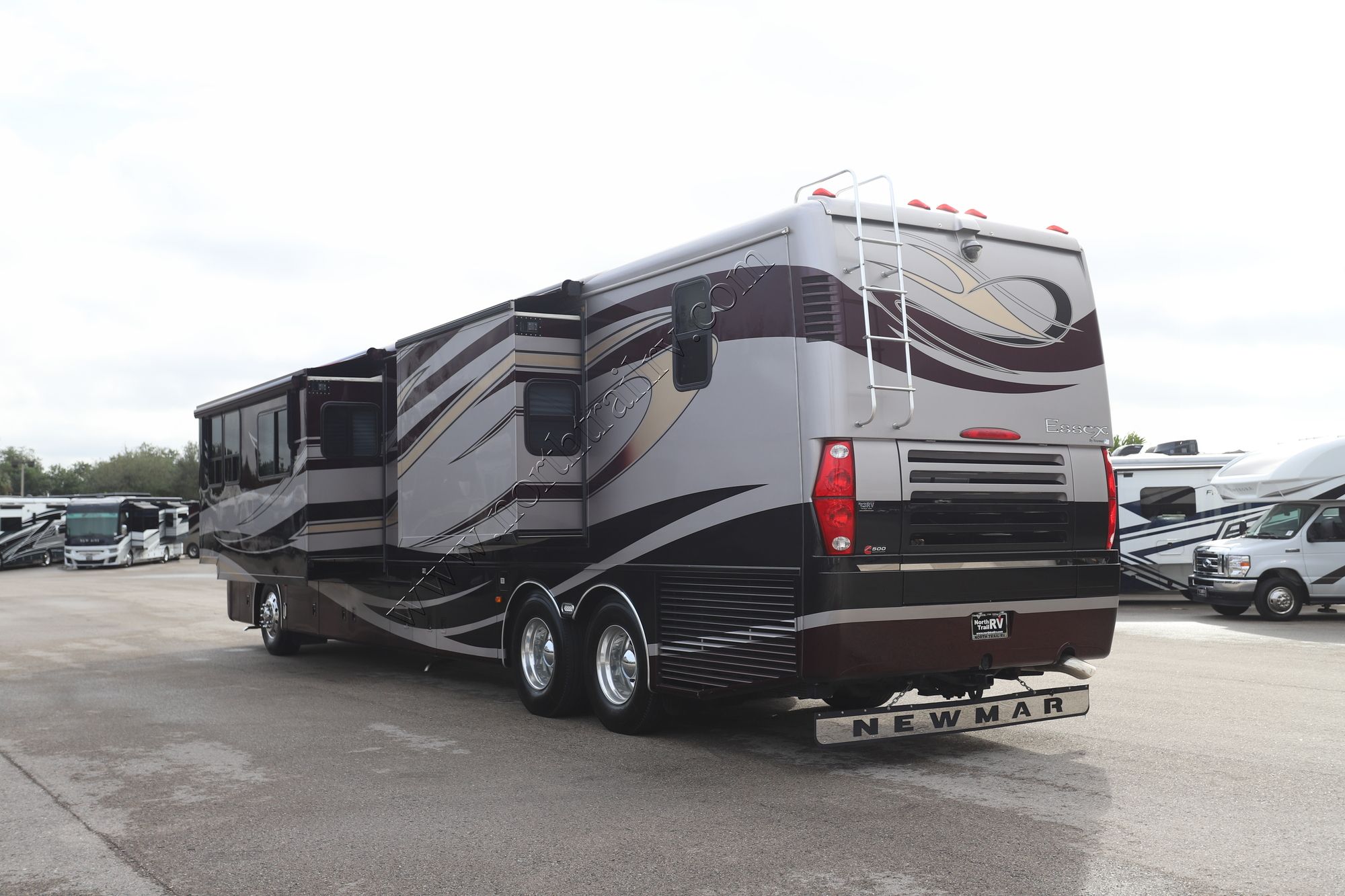 Used 2006 Newmar Essex 4508 Class A  For Sale