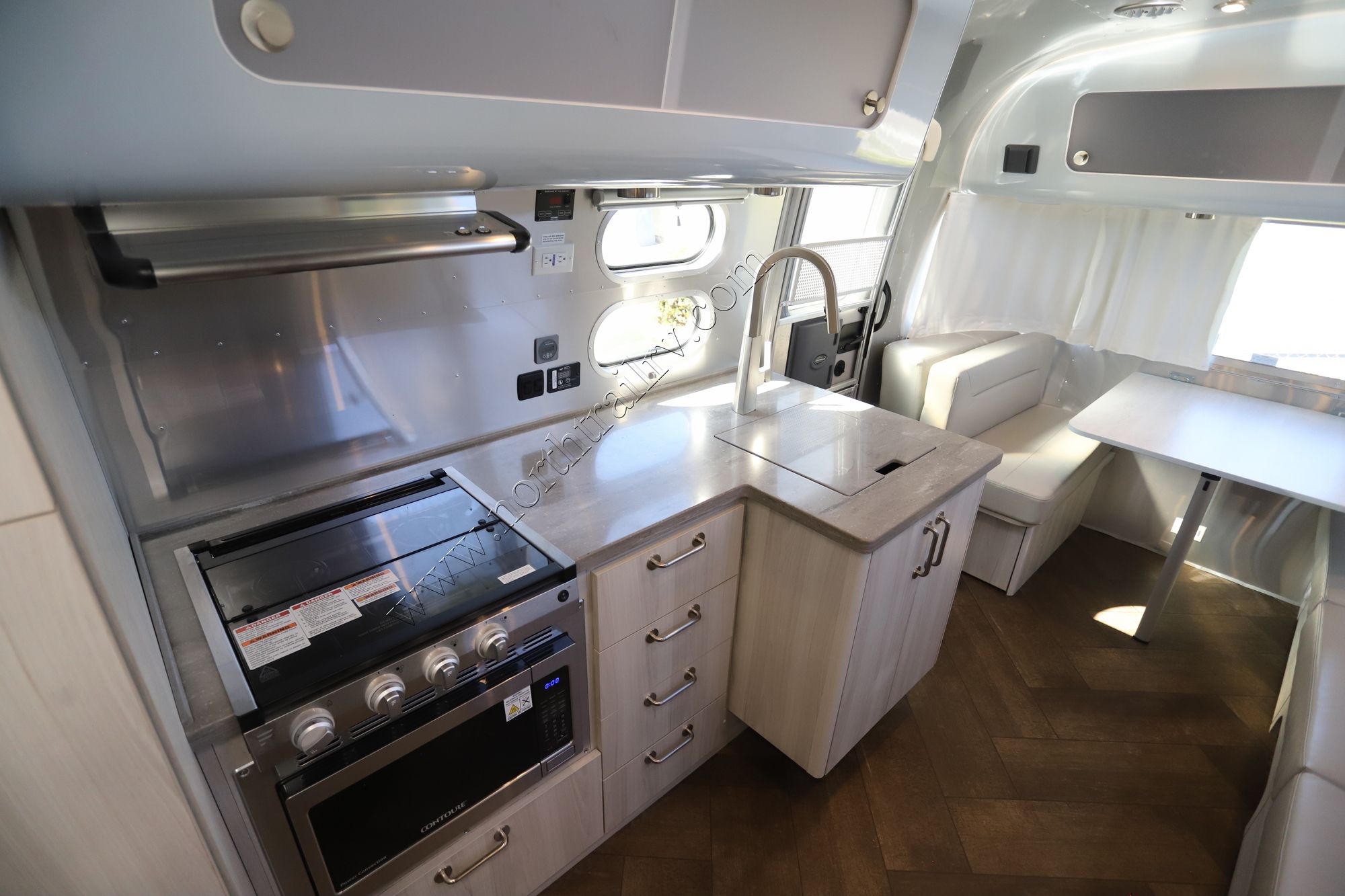 2023 Airstream International 27FBQ Travel Trailer Used  For Sale