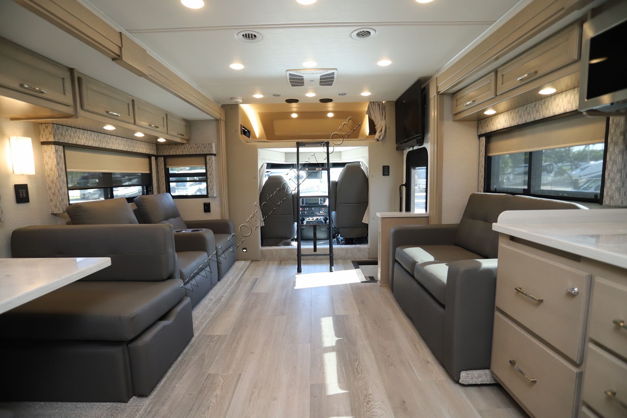 New 2025 Renegade Rv Verona 40VTS Super C  For Sale