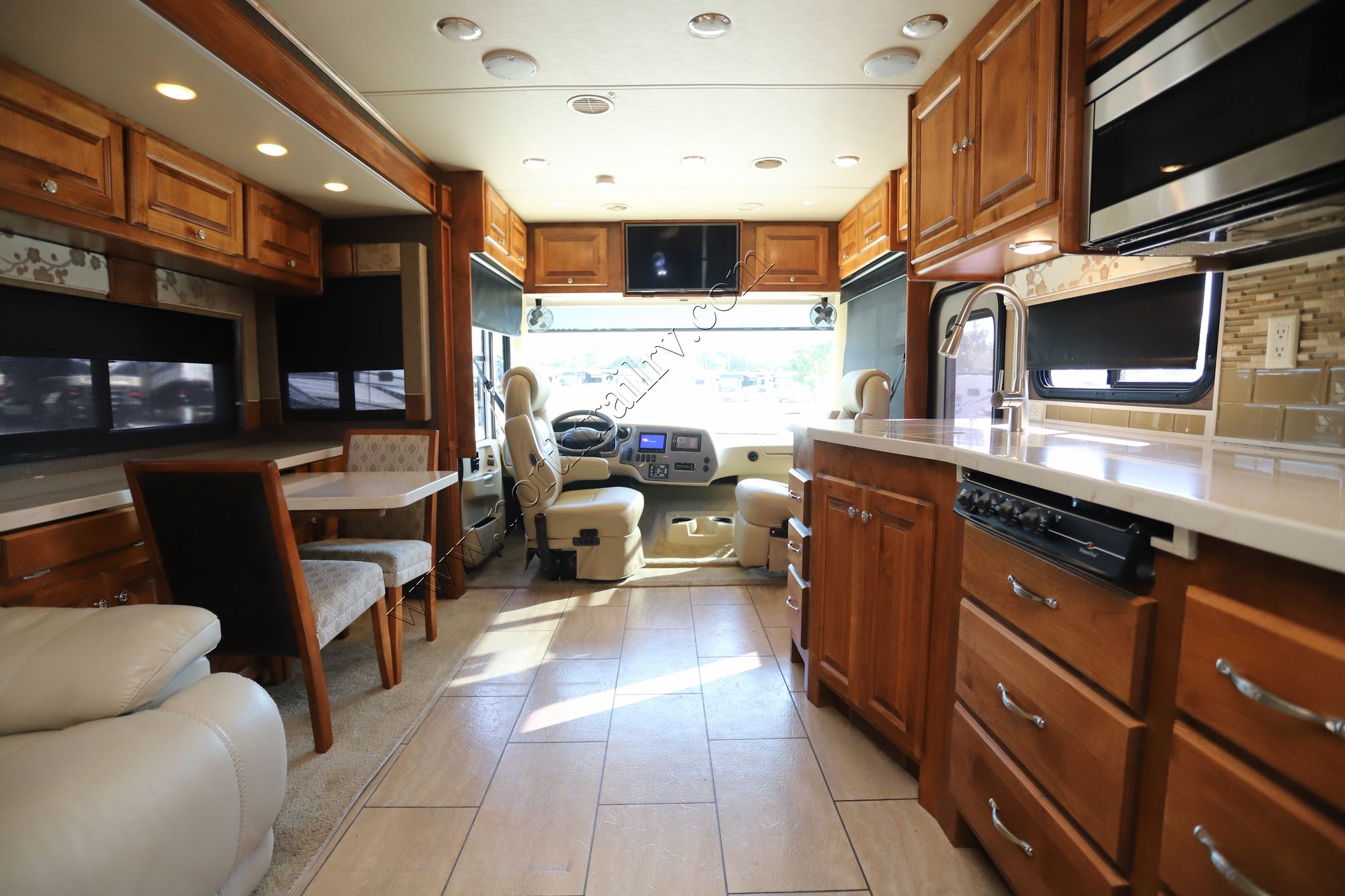 Used 2016 Tiffin Motor Homes Allegro 36LA Class A  For Sale