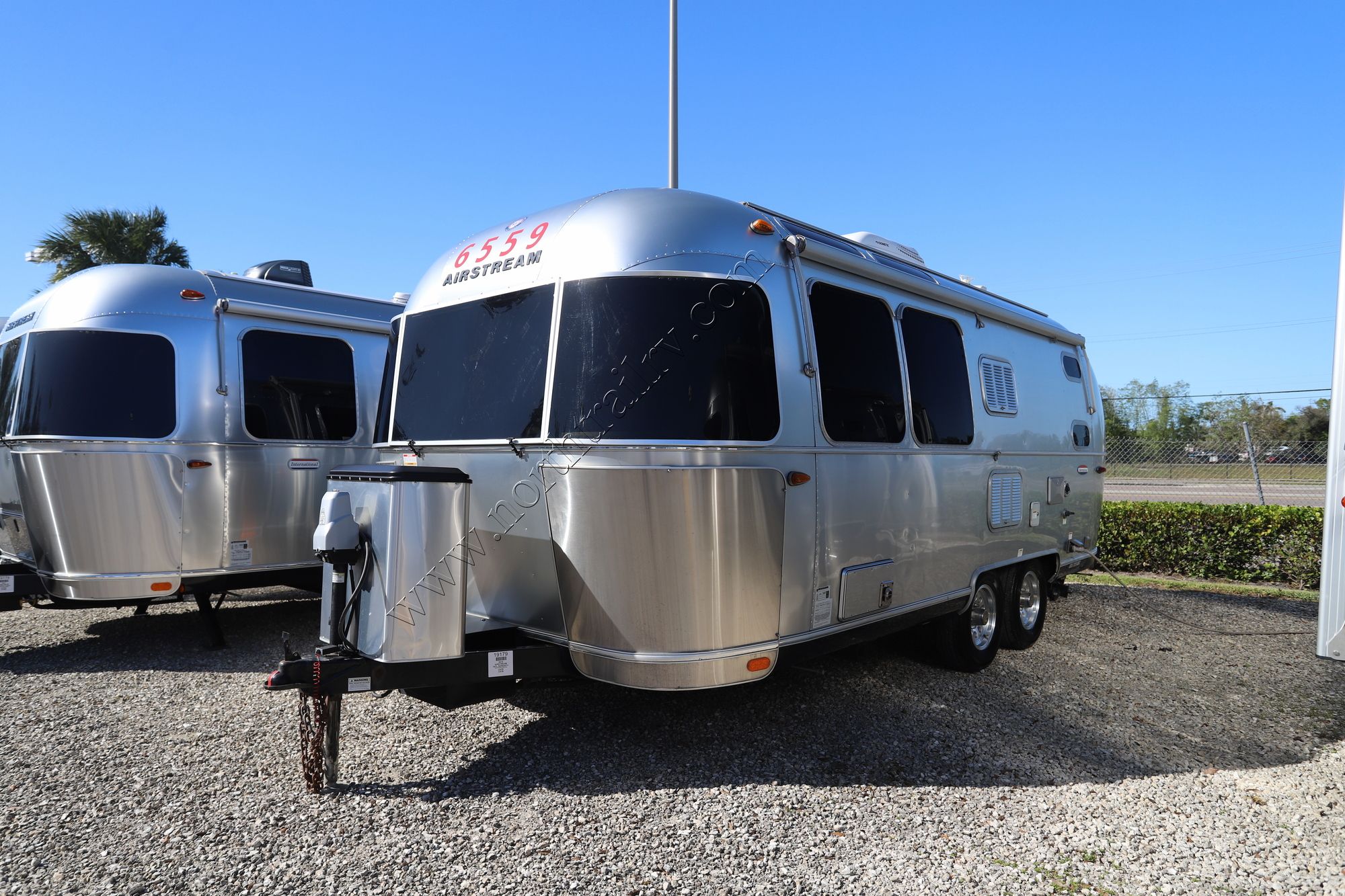 2018 Airstream Intl Serenity 23CB Travel Trailer Used  For Sale