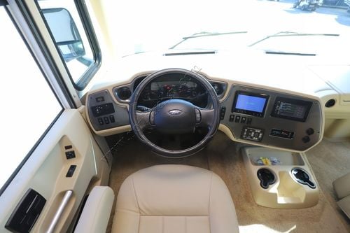 2016 Tiffin Motor Homes Allegro 36LA