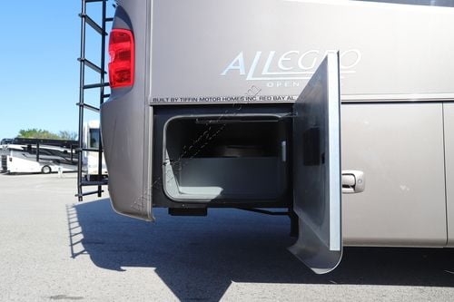 2016 Tiffin Motor Homes Allegro 36LA