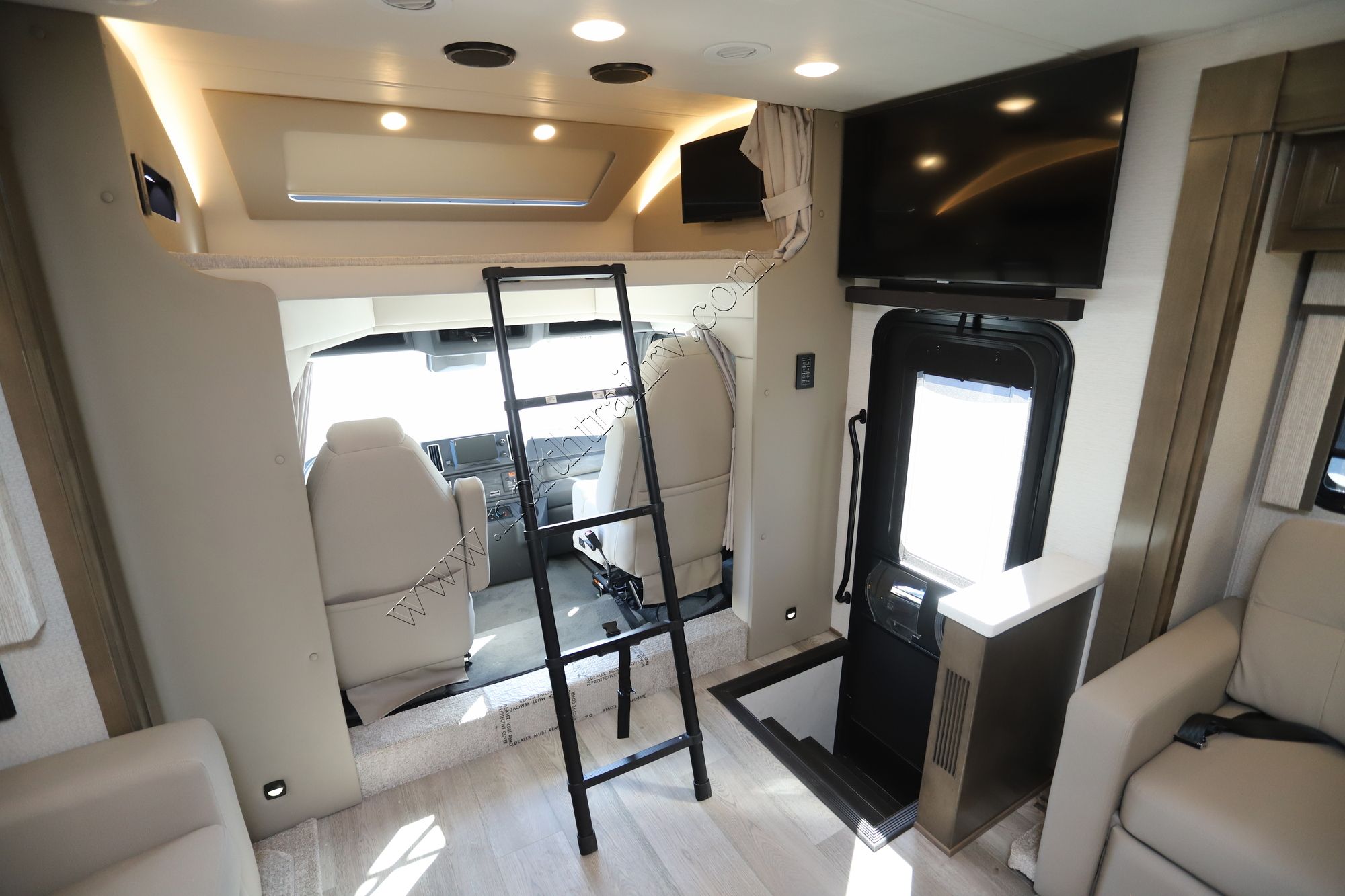 New 2025 Renegade Rv Verona 40VTS Super C  For Sale