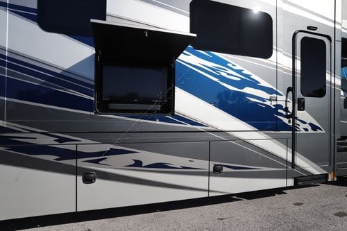 2025 Renegade Rv Verona 40VTS