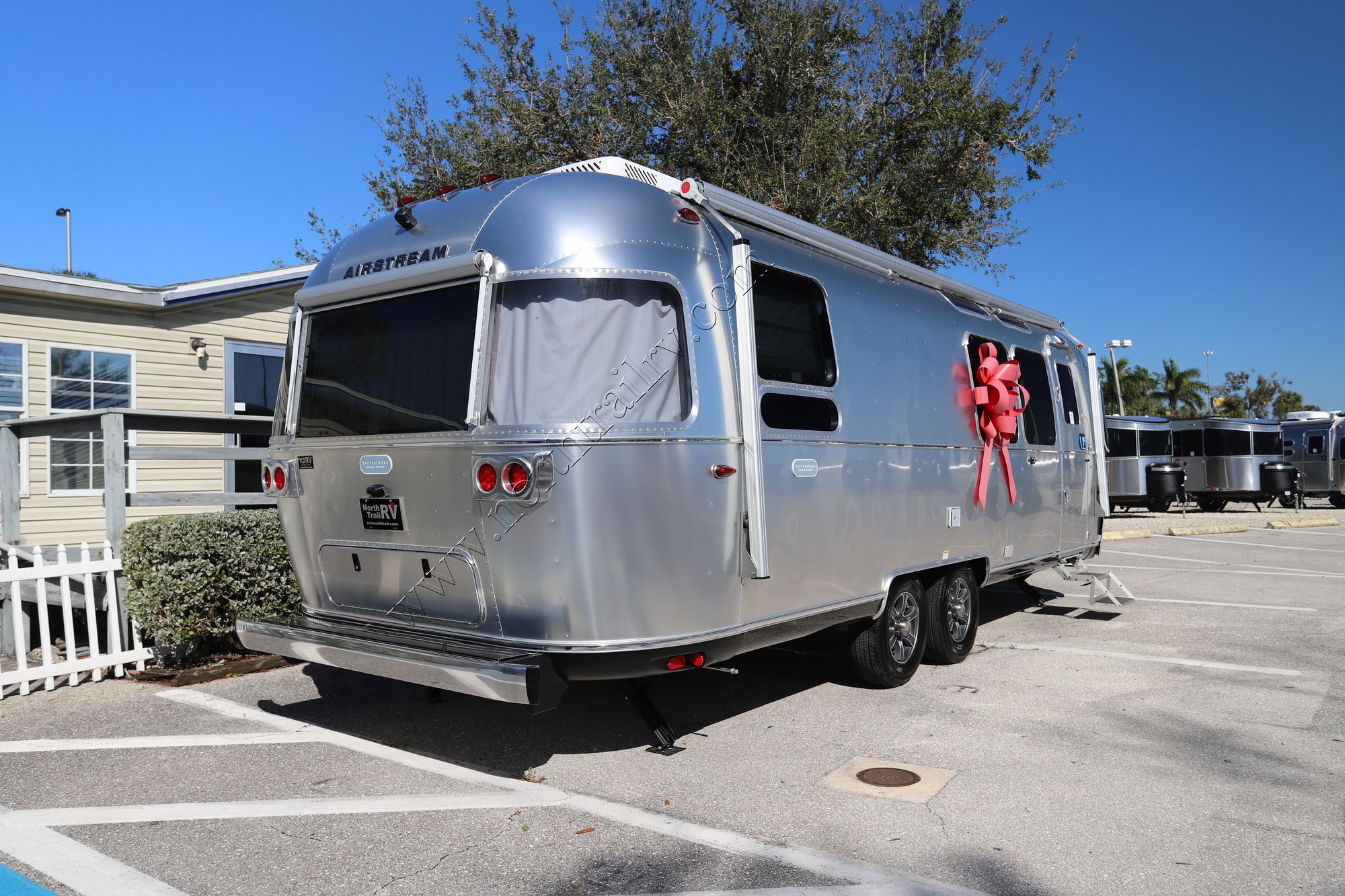 New 2025 Airstream Pottery Barn 28RB Travel Trailer  For Sale