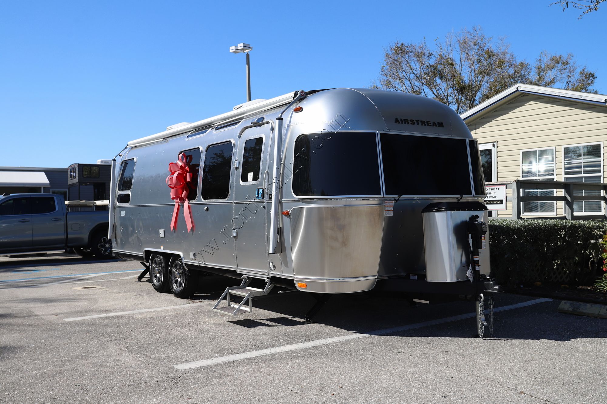 New 2025 Airstream Pottery Barn 28RB Travel Trailer  For Sale