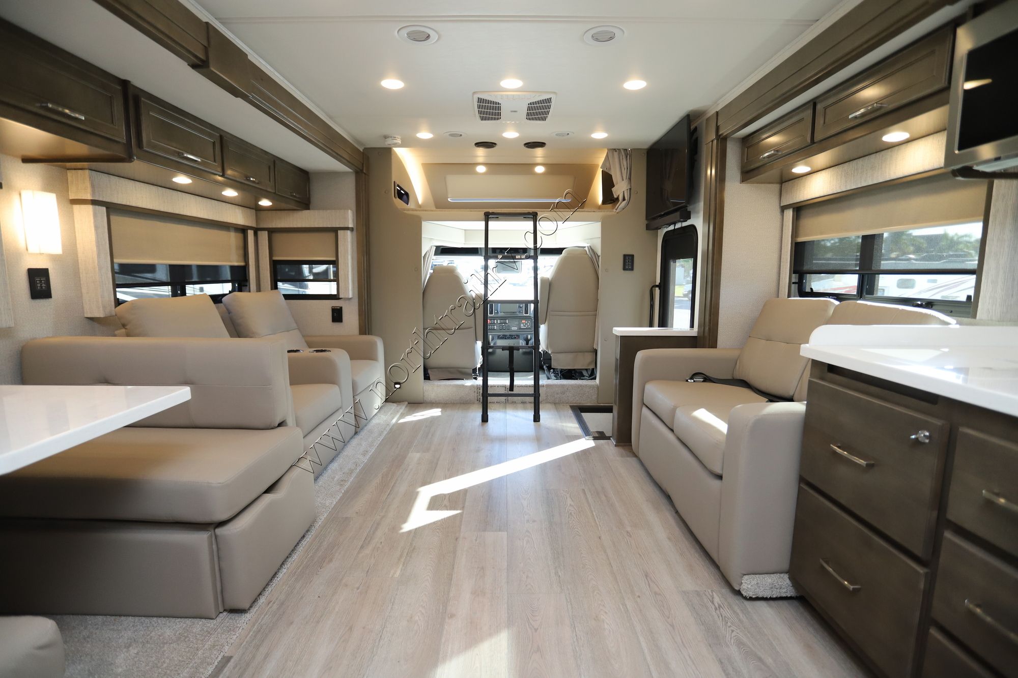 New 2025 Renegade Rv Verona 40VTS Super C  For Sale