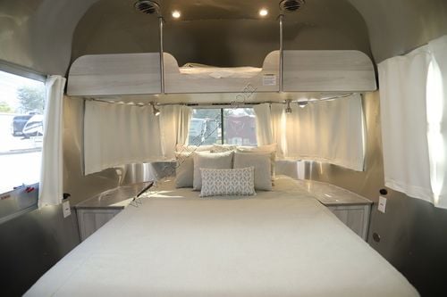 2023 Airstream International 27FBQ