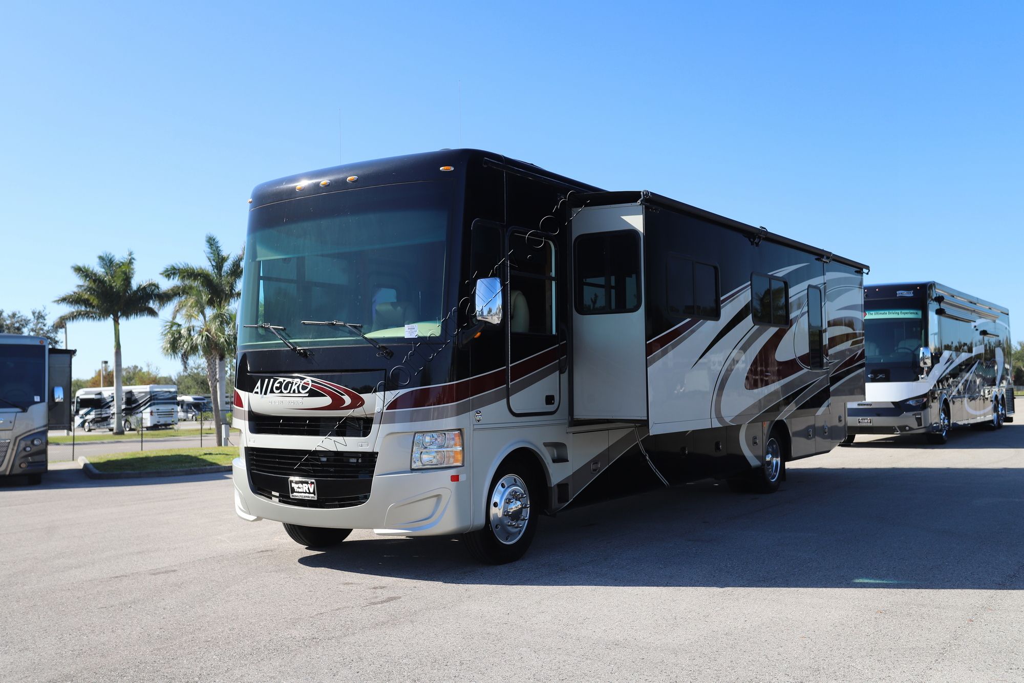 Used 2016 Tiffin Motor Homes Allegro 36LA Class A  For Sale