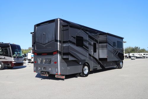 2025 Renegade Rv Explorer 38EMB Super C