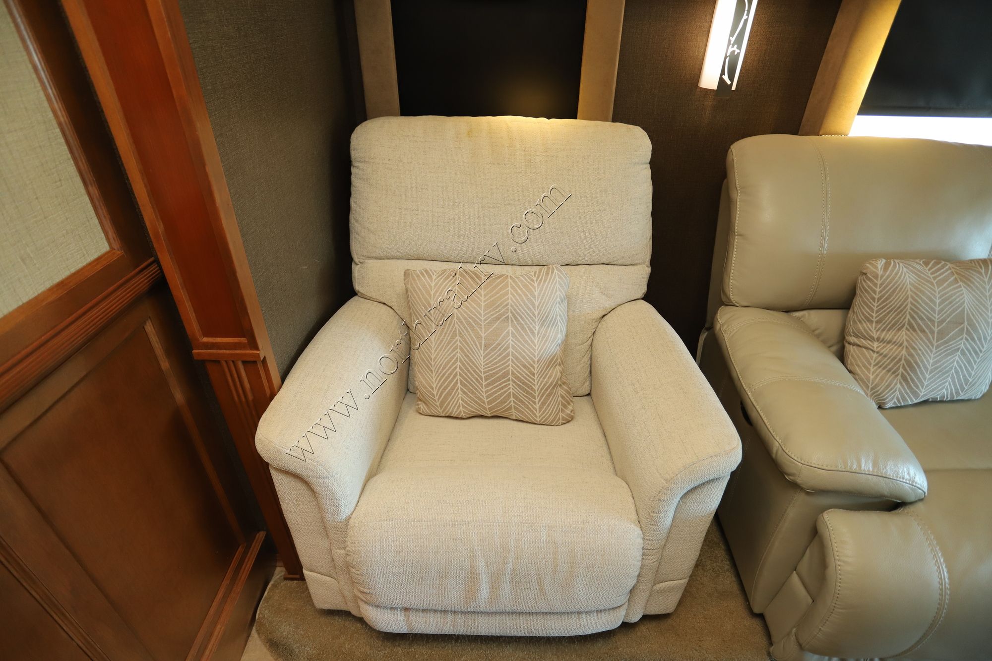 Used 2016 Tiffin Motor Homes Allegro 36LA Class A  For Sale