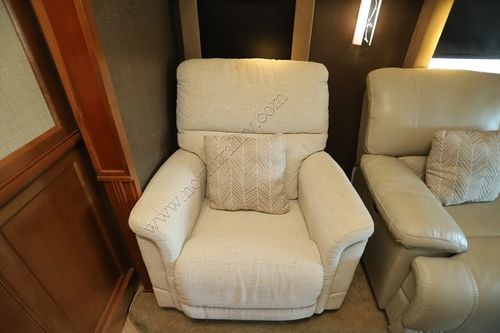 2016 Tiffin Motor Homes Allegro 36LA