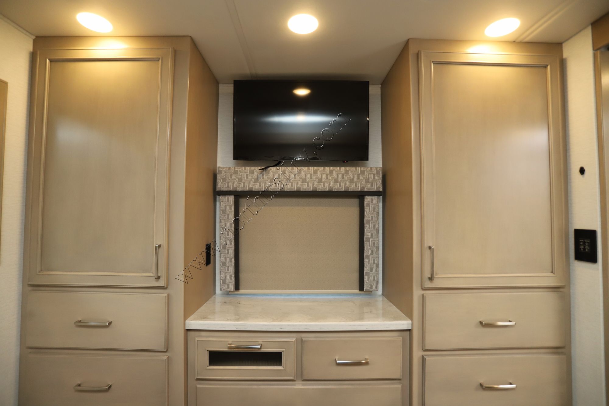 New 2025 Renegade Rv Verona 40VTS Super C  For Sale