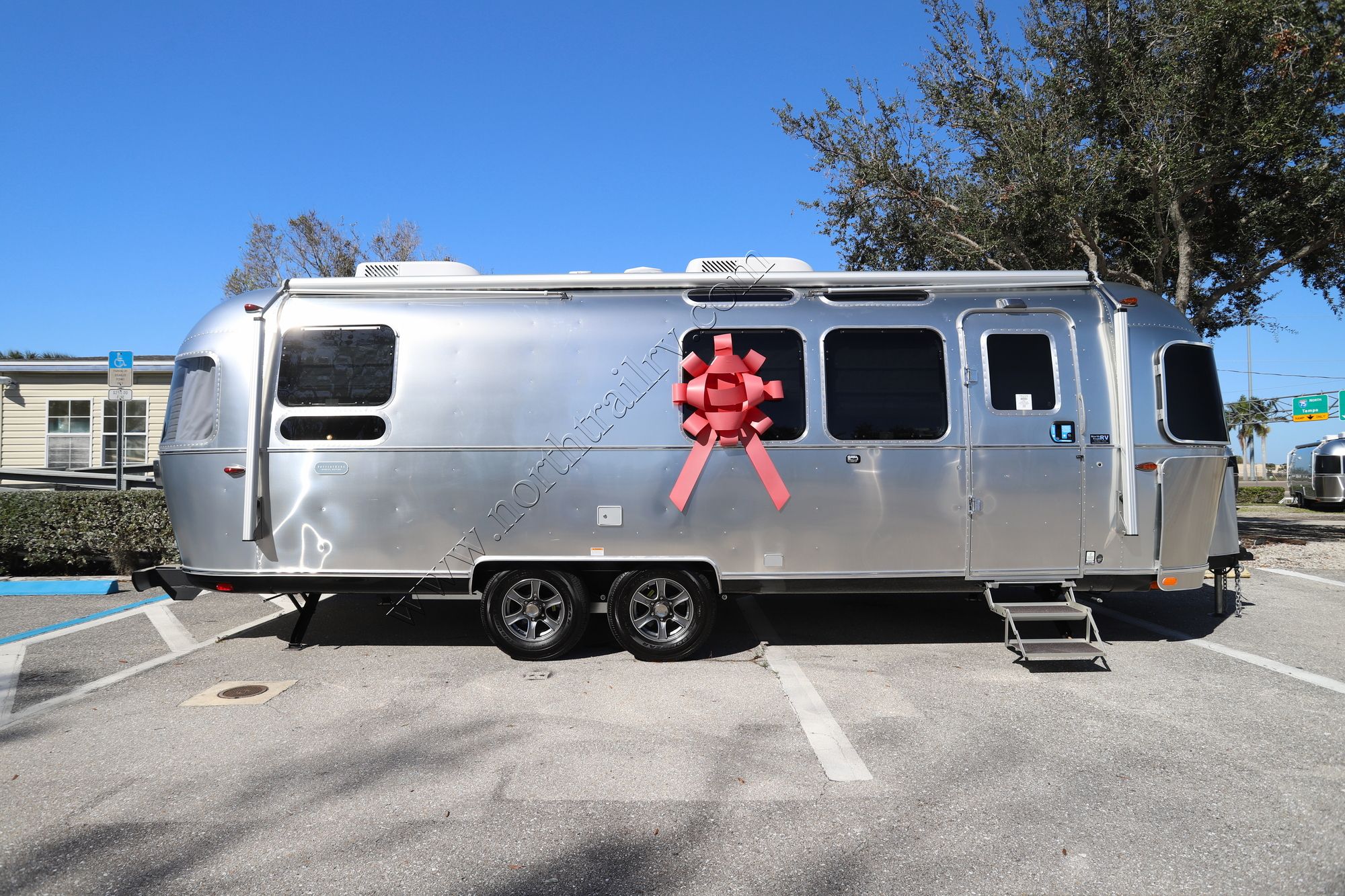 New 2025 Airstream Pottery Barn 28RB Travel Trailer  For Sale