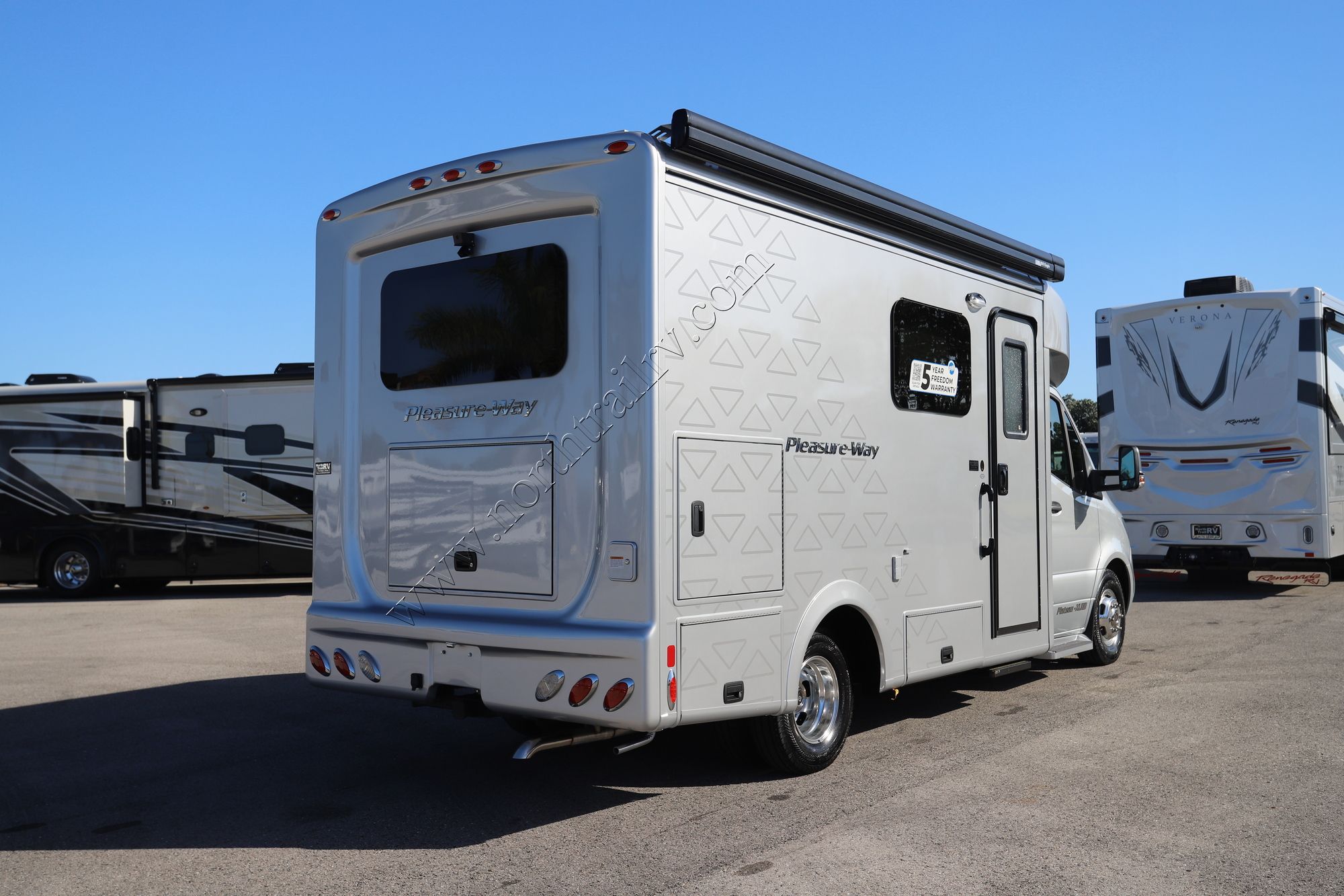 New 2025 Pleasure-Way Plateau XLRB Class B  For Sale