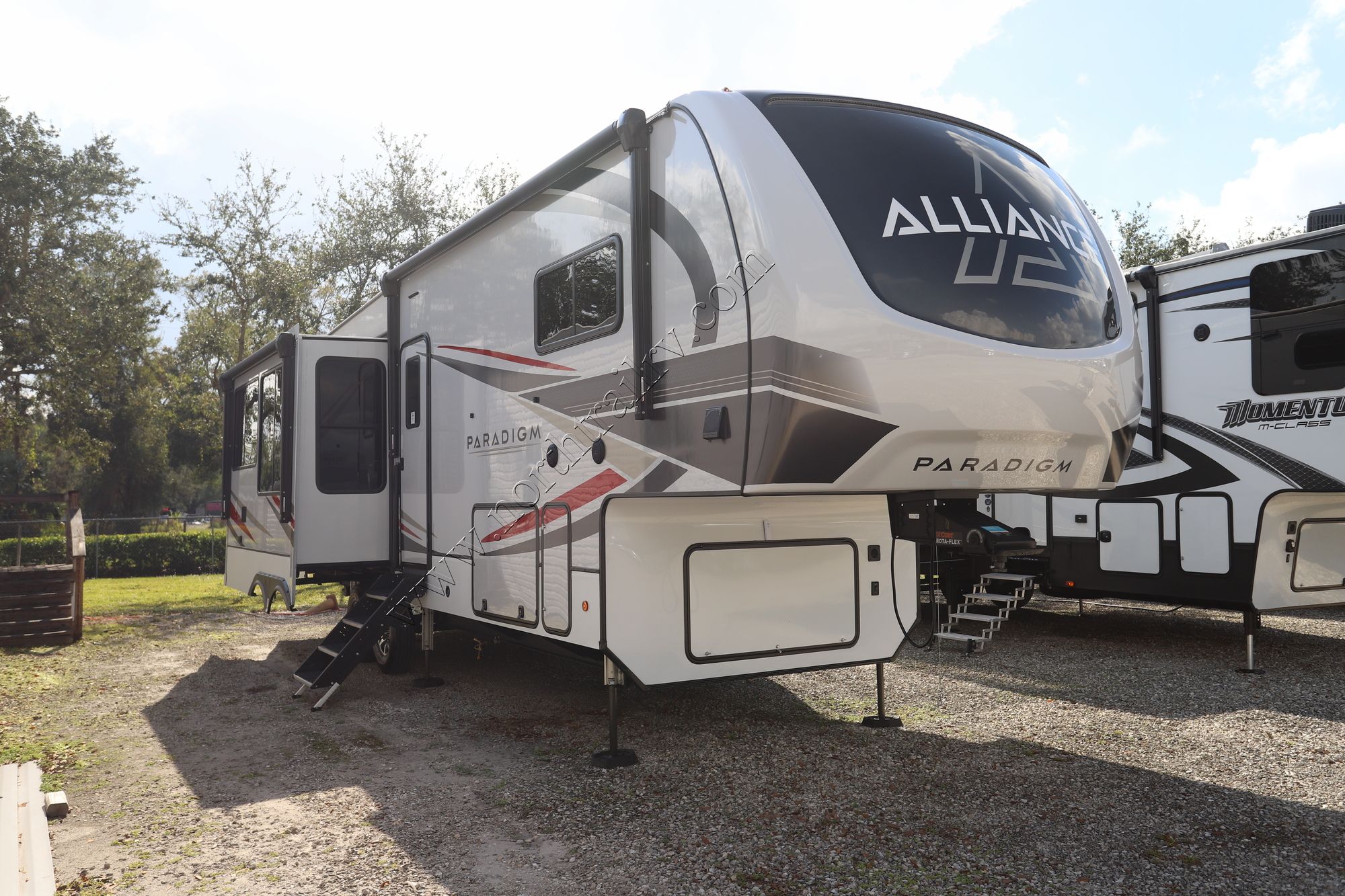 Used 2023 Alliance Paradigm 310RL Fifth Wheel  For Sale