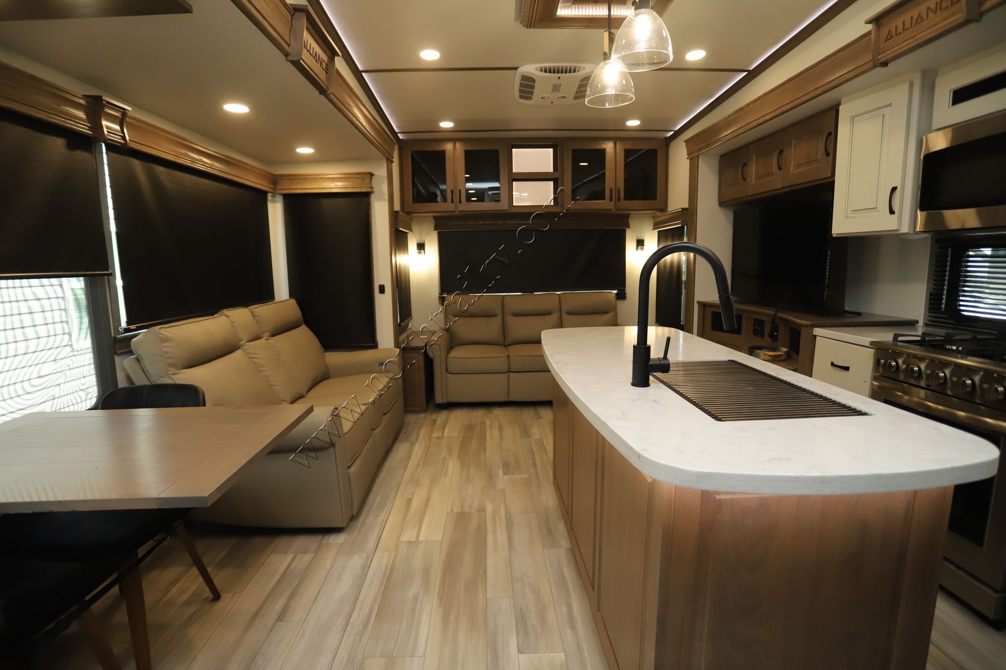 Used 2023 Alliance Paradigm 310RL Fifth Wheel  For Sale