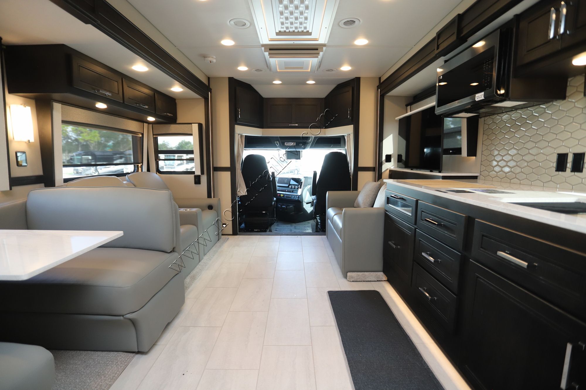 New 2025 Renegade Rv Xl 45DBM Super C  For Sale