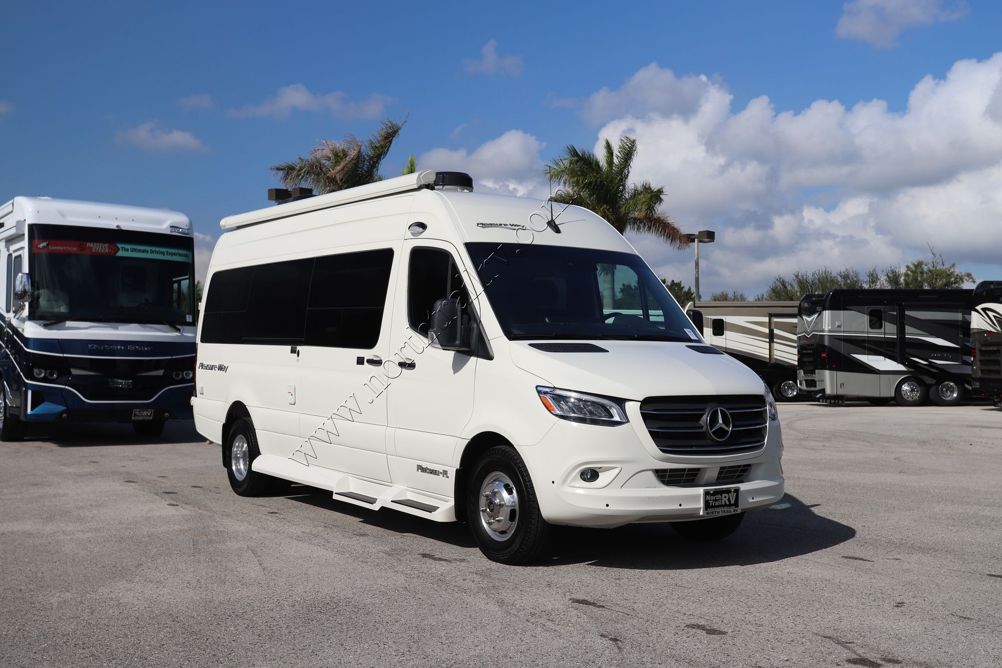 Used 2024 Pleasure-Way Plateau FL Class B  For Sale