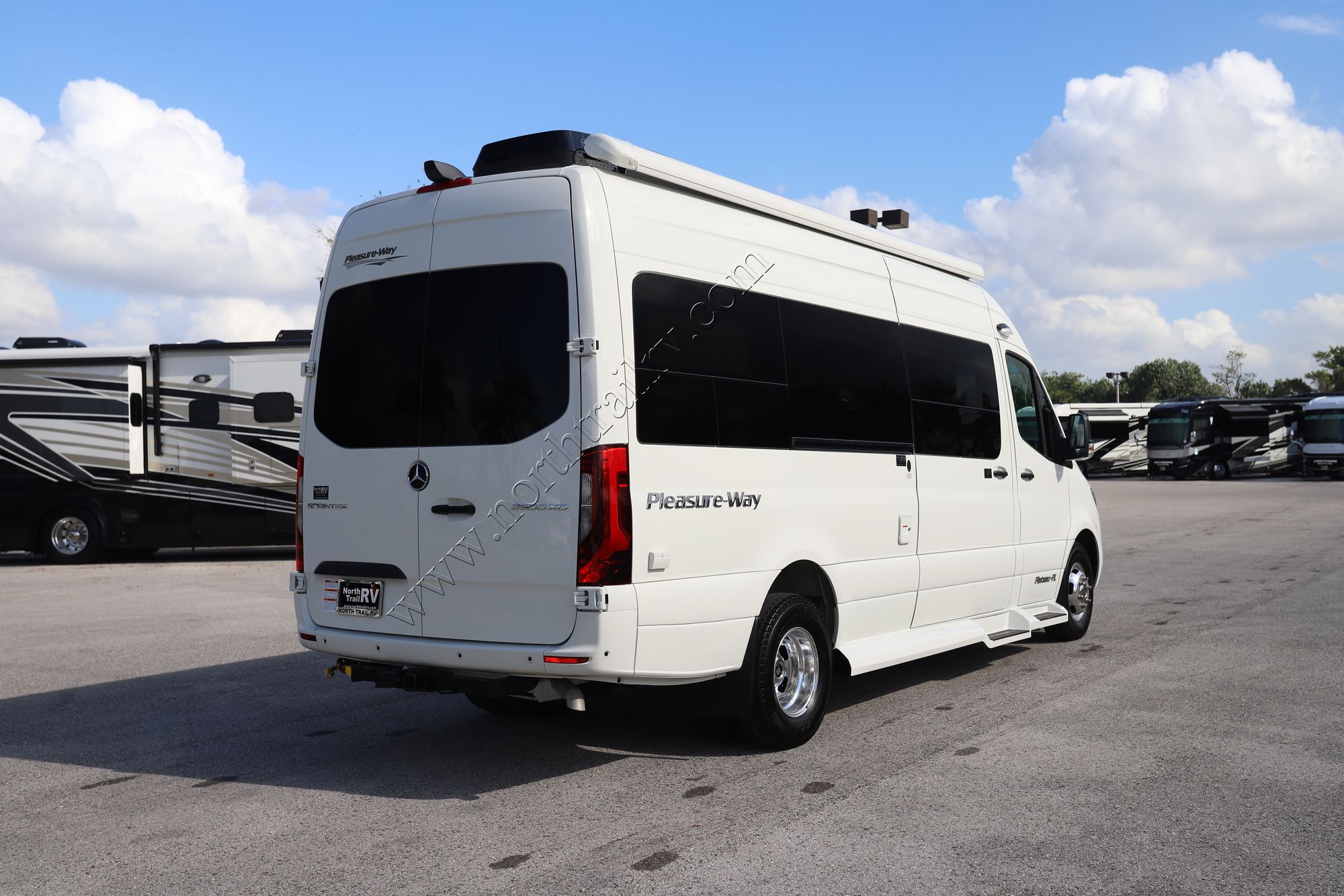 Used 2024 Pleasure-Way Plateau FL Class B  For Sale