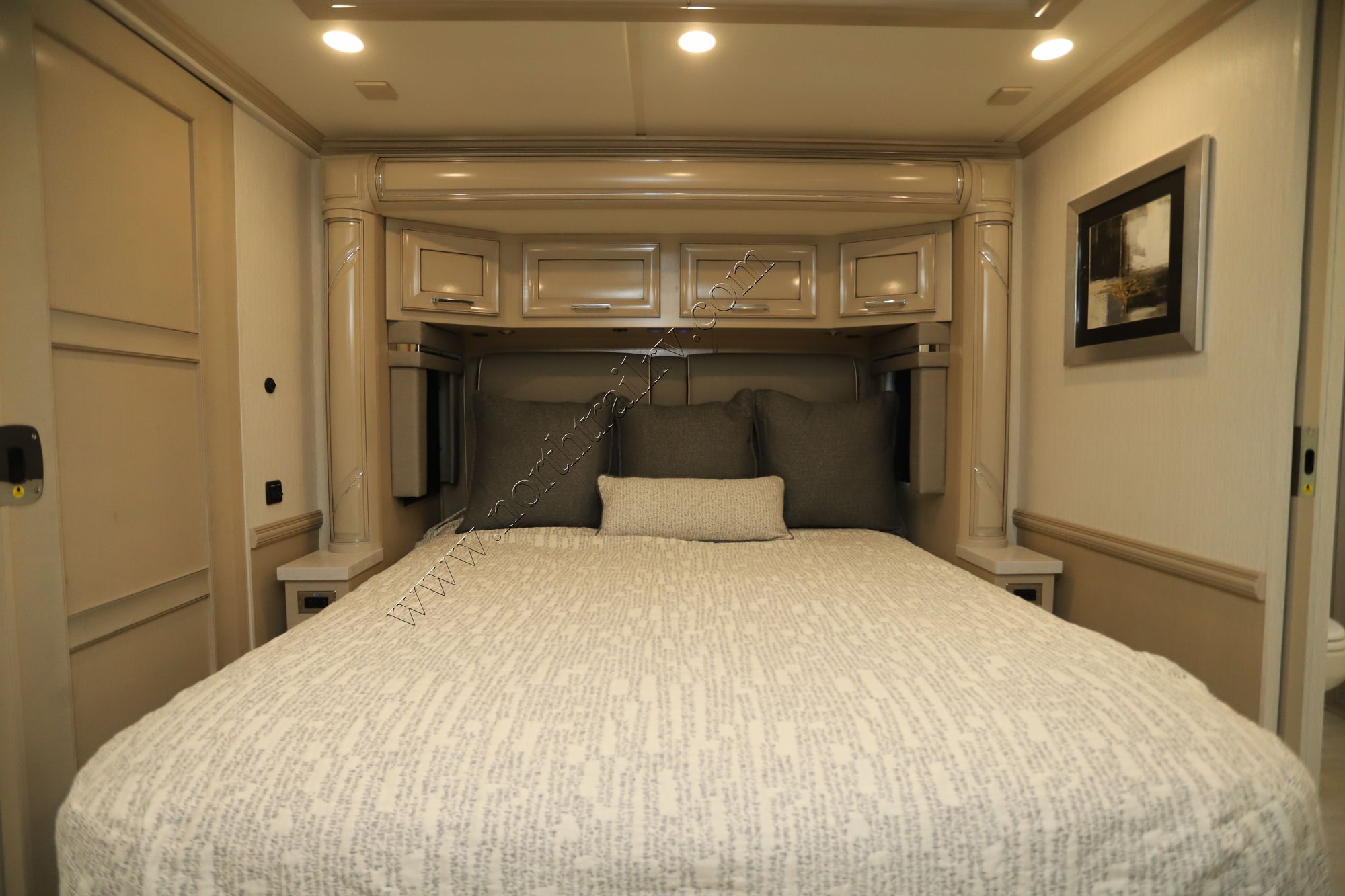 New 2024 Newmar Ventana 4326 Class A  For Sale