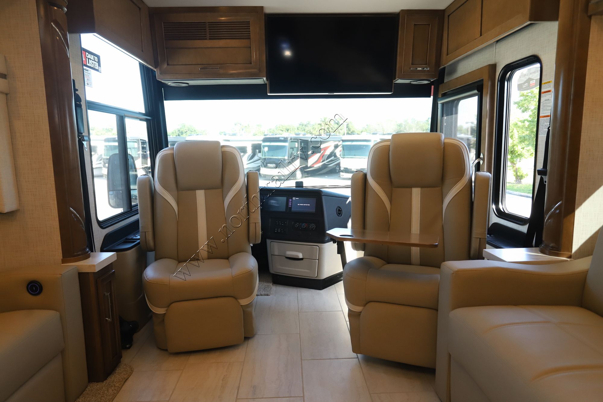 New 2024 Newmar Ventana 4369 Class A  For Sale